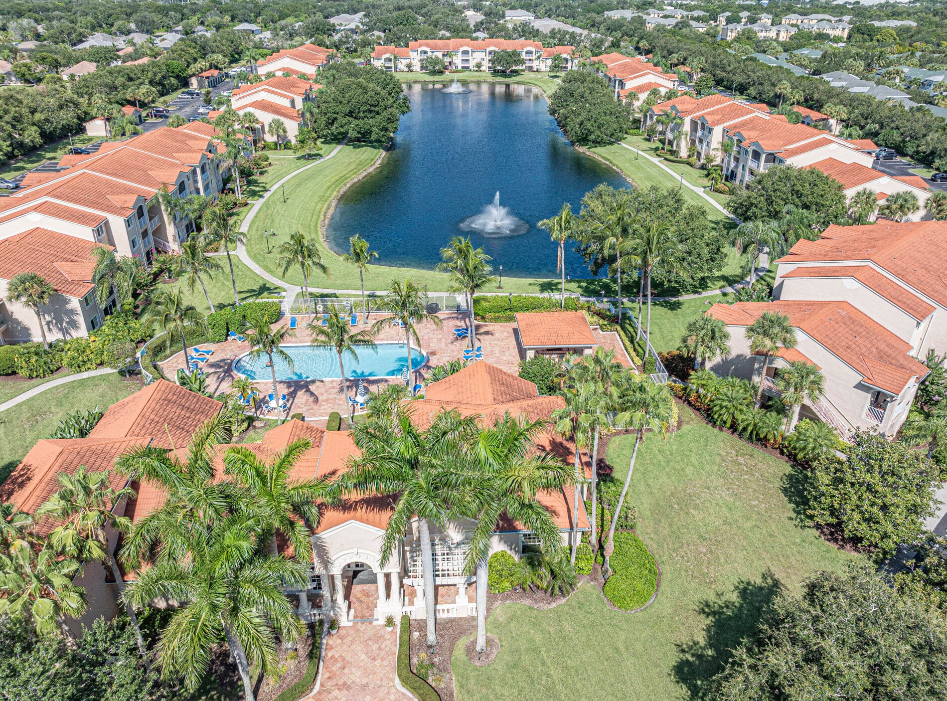 1650 N 42nd Circle 207, Vero Beach, FL 32967 — photo 1 of 24