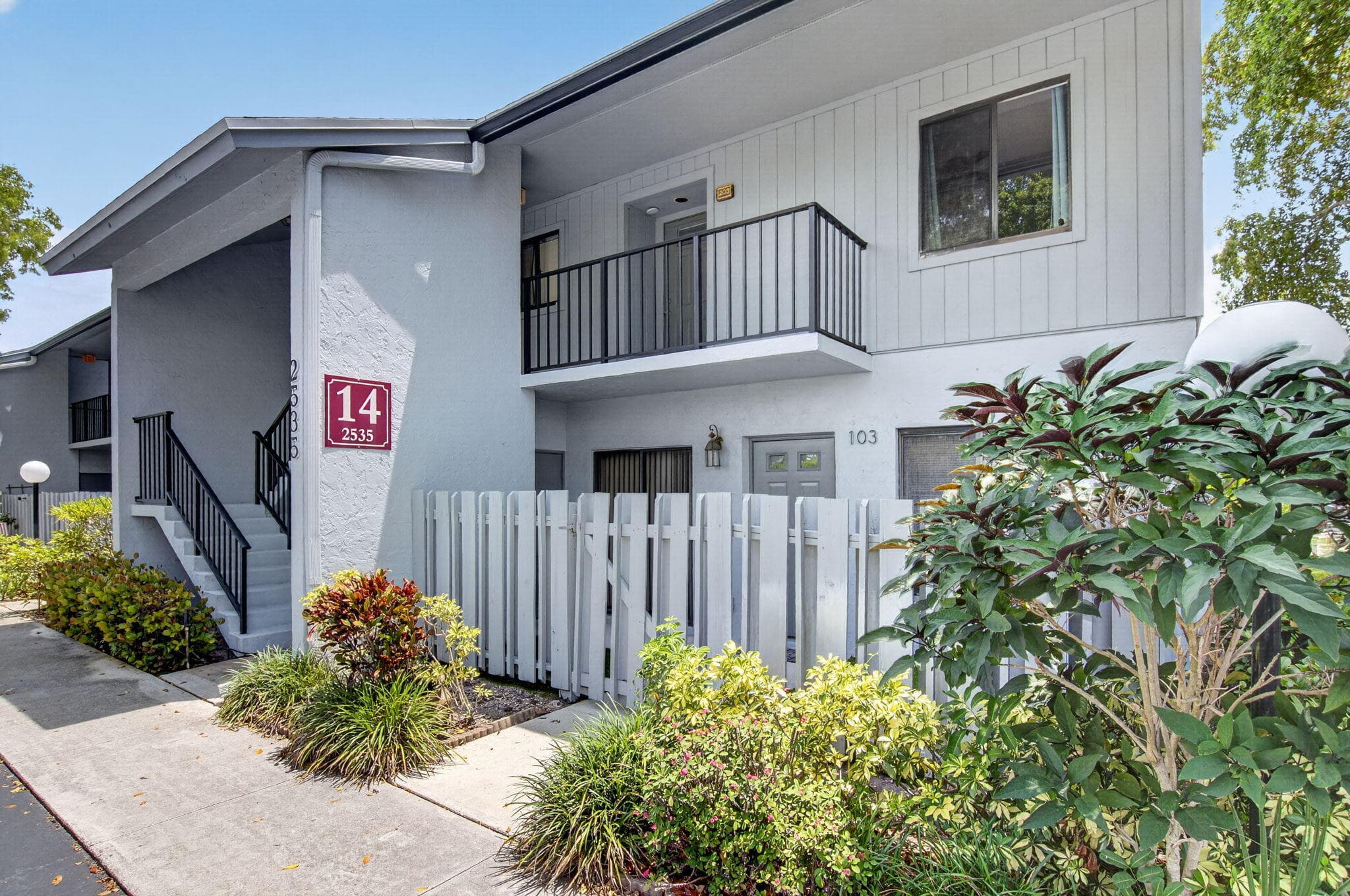 2535 SW 22nd Avenue 103, Delray Beach, FL 33445 — photo 1 of 29