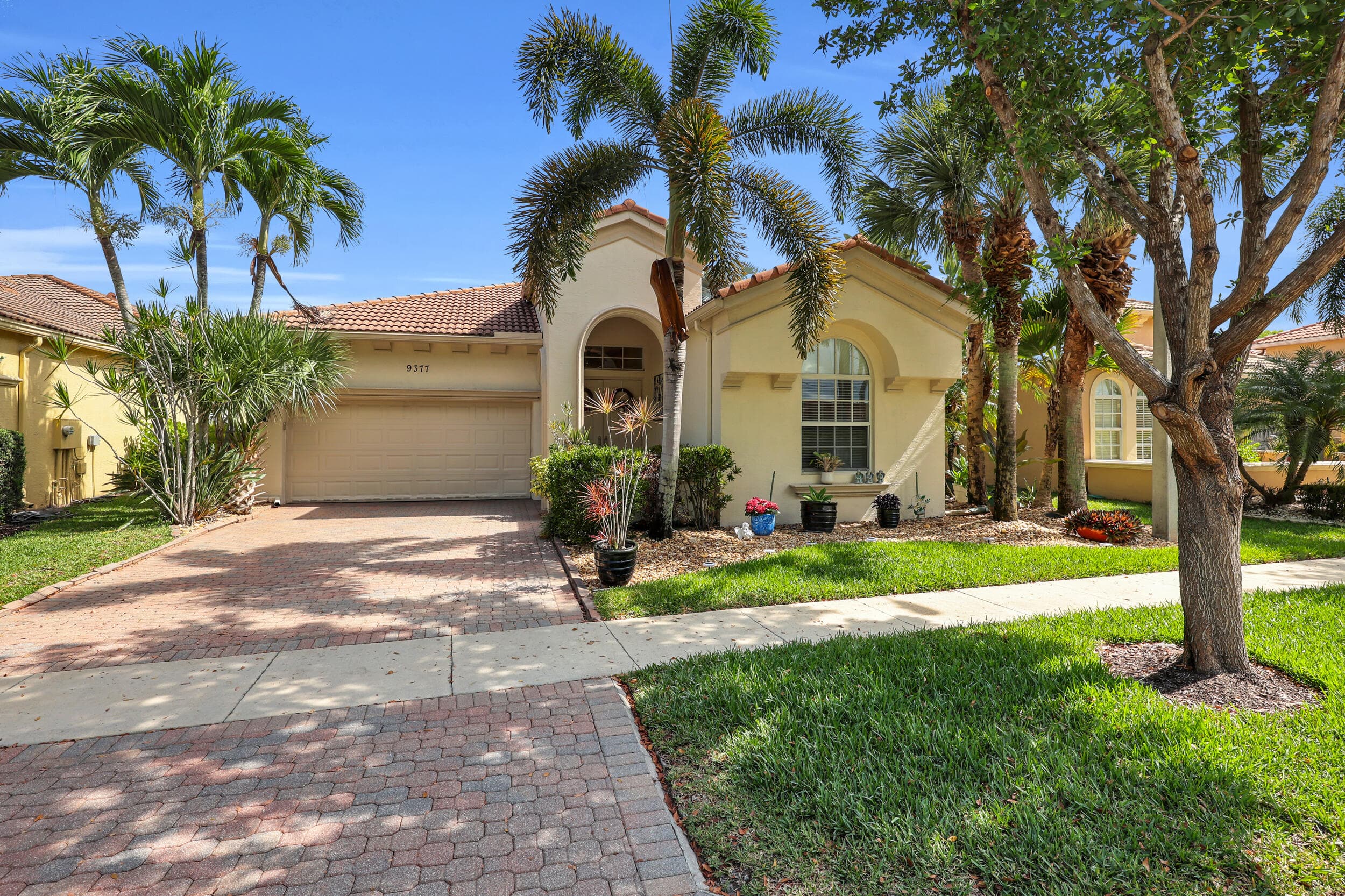 9377 Via Grande W, Wellington, FL 33411 — photo 1 of 57