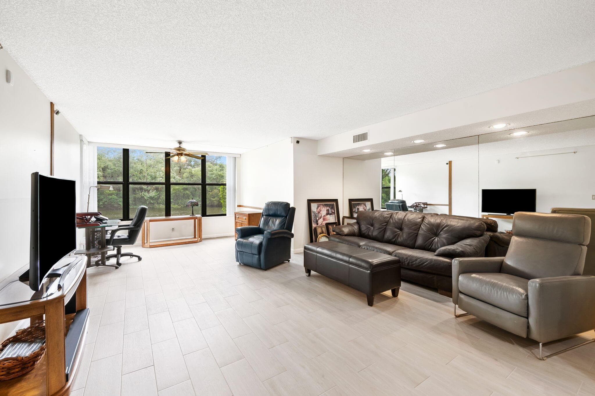 2908 Carambola Circle 101-b, Coconut Creek, FL 33066 — photo 2 of 24