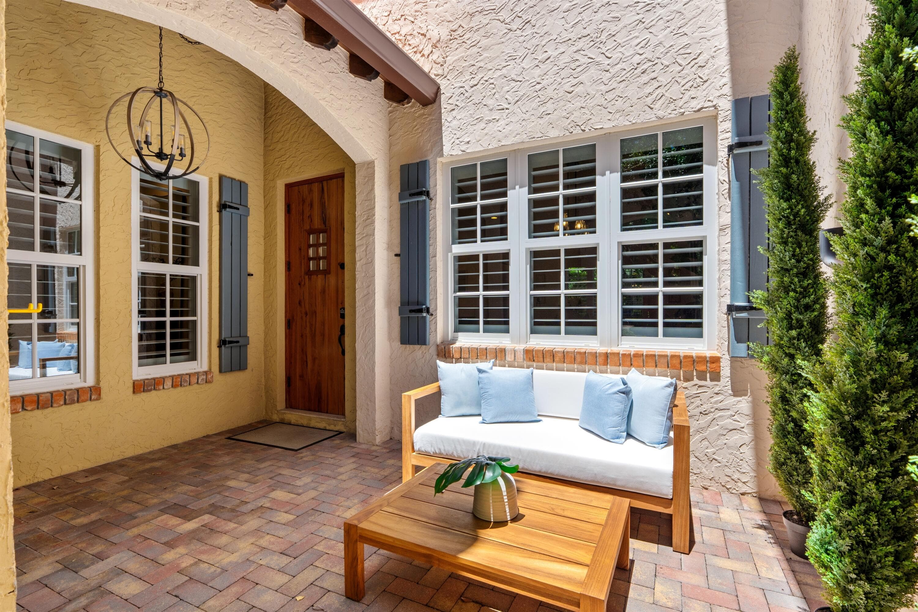1027 Coralina Lane, Delray Beach, FL 33483 — photo 3 of 35