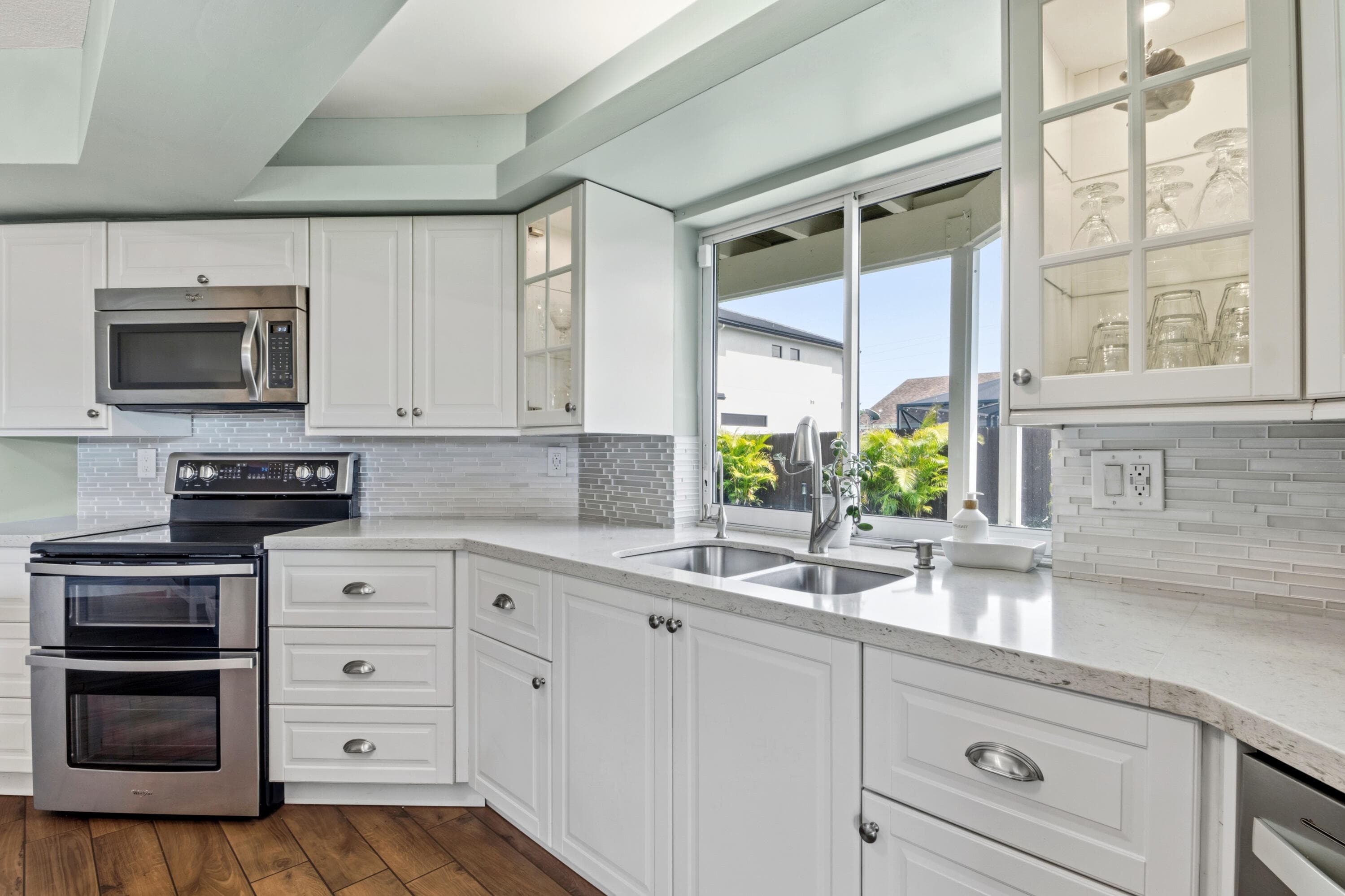 4886 Acorn Drive, Boca Raton, FL 33487 — photo 11 of 48