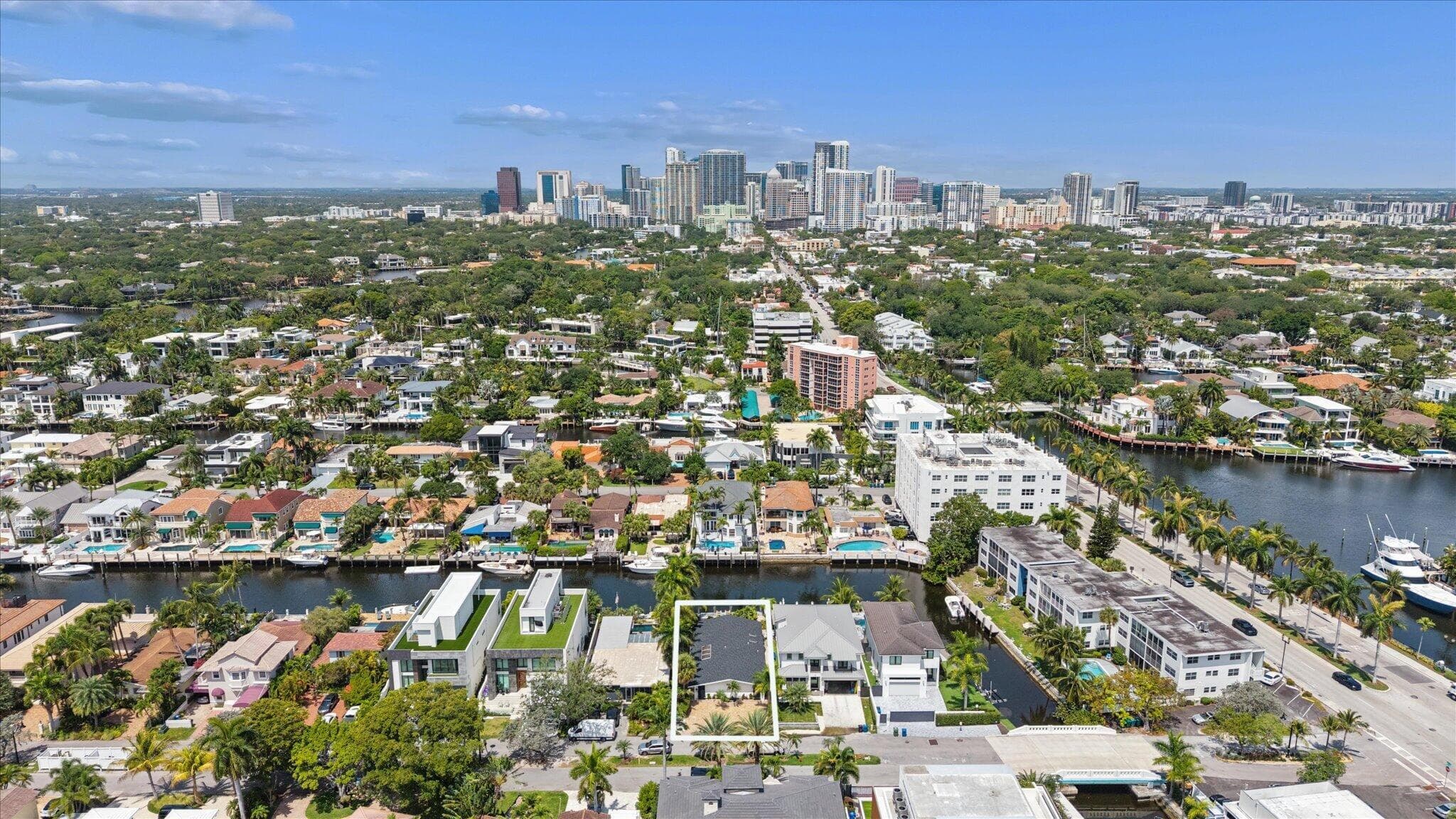 325 Coconut Isle Drive, Fort Lauderdale, FL 33301 — photo 37 of 40
