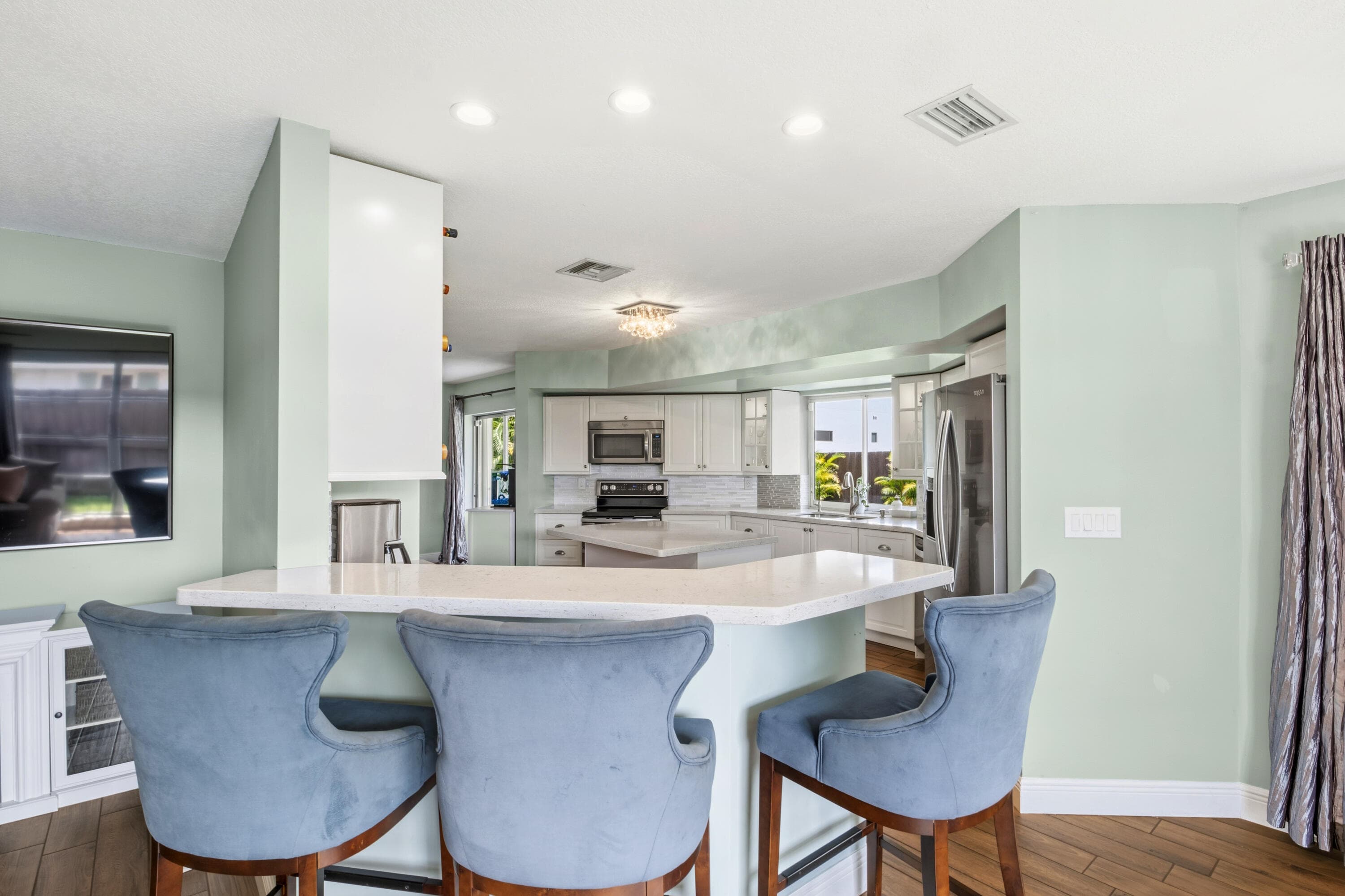 4886 Acorn Drive, Boca Raton, FL 33487 — photo 12 of 48