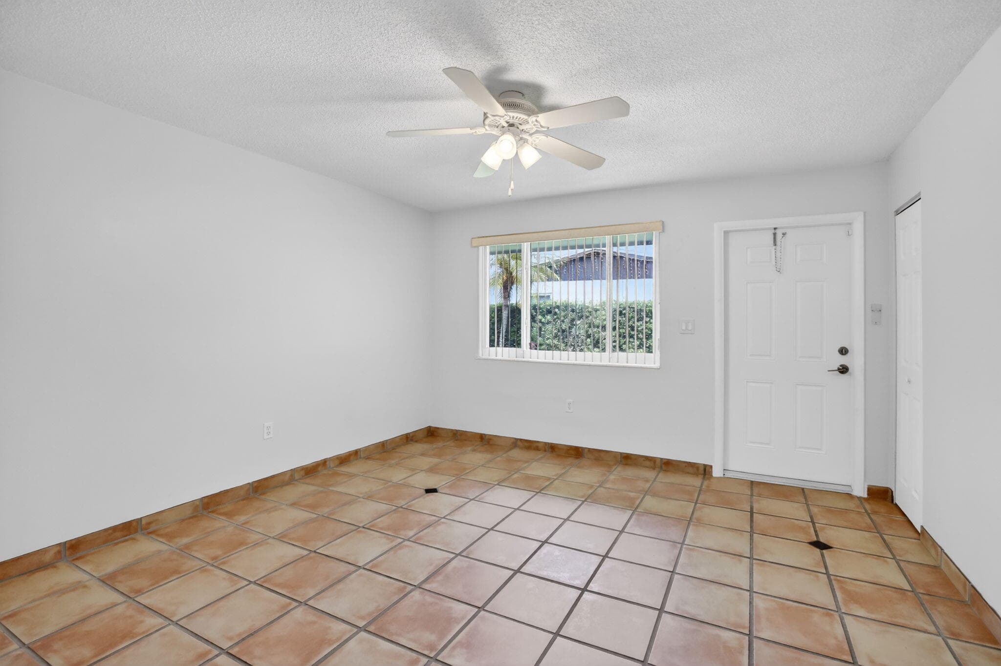 6281 Moseley Street 1-2, Hollywood, FL 33024 — photo 9 of 61