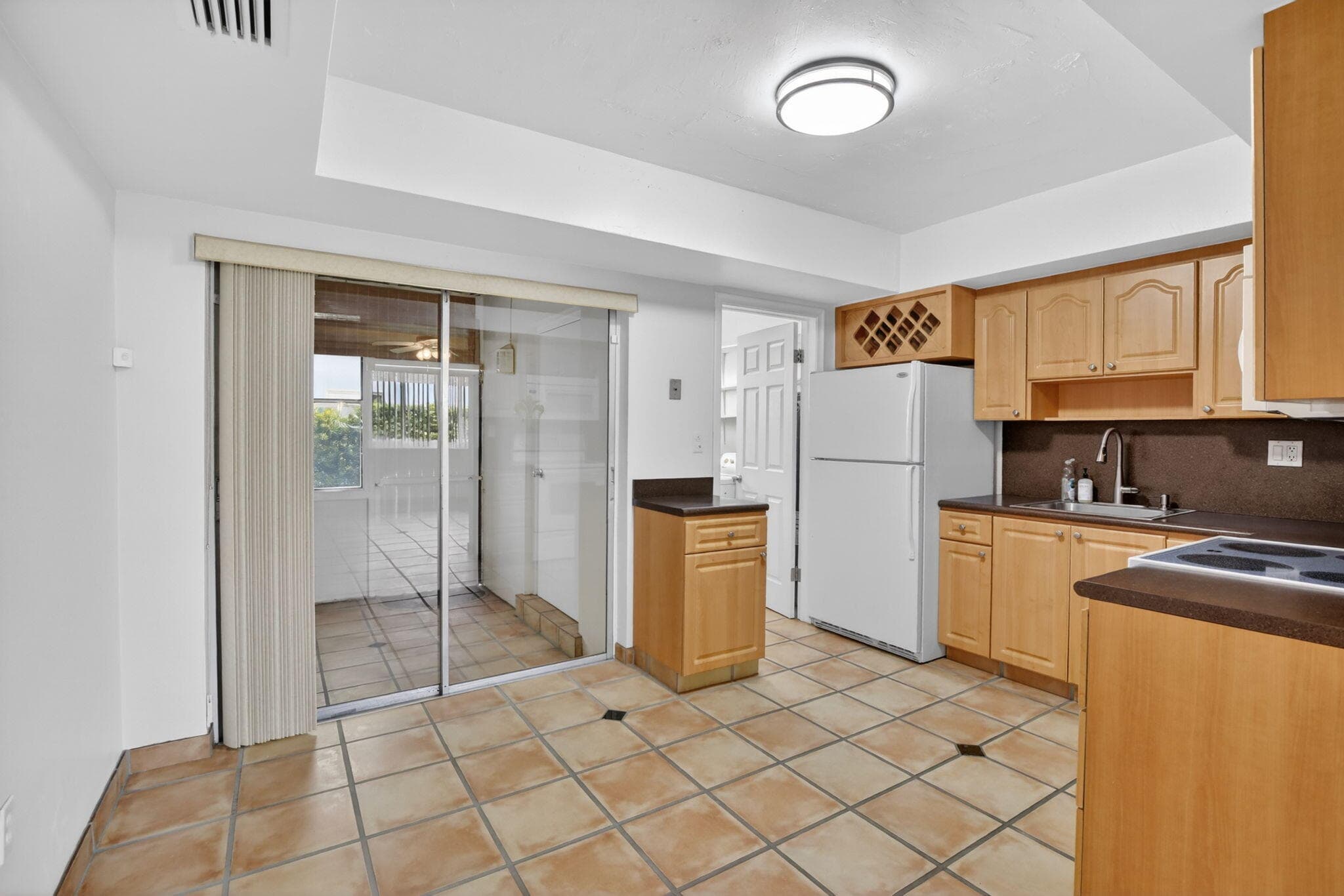 6281 Moseley Street 1-2, Hollywood, FL 33024 — photo 10 of 61