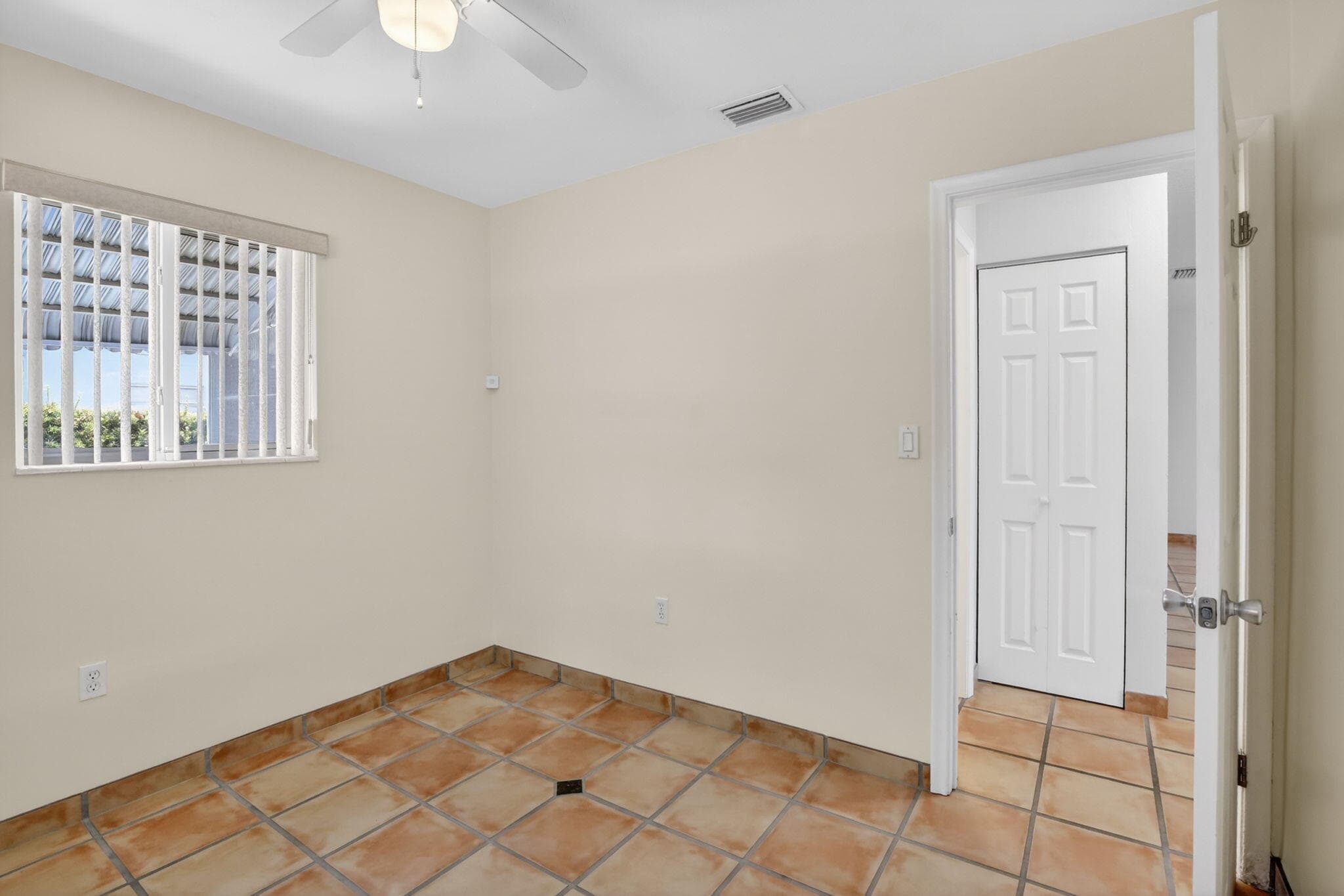 6281 Moseley Street 1-2, Hollywood, FL 33024 — photo 20 of 61