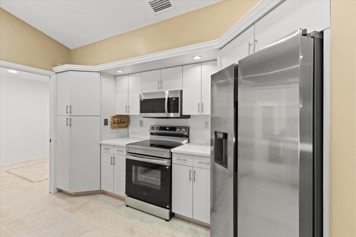 2350 NW 105th Terrace, Coral Springs, FL 33065 — photo 11 of 59