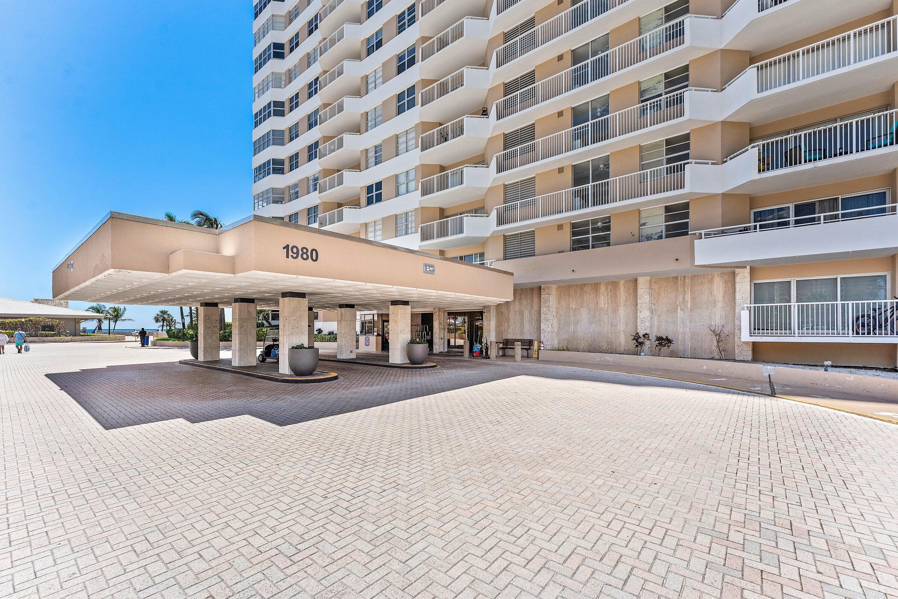 1980 S Ocean Drive 18q, Hallandale Beach, FL 33009 — photo 1 of 37