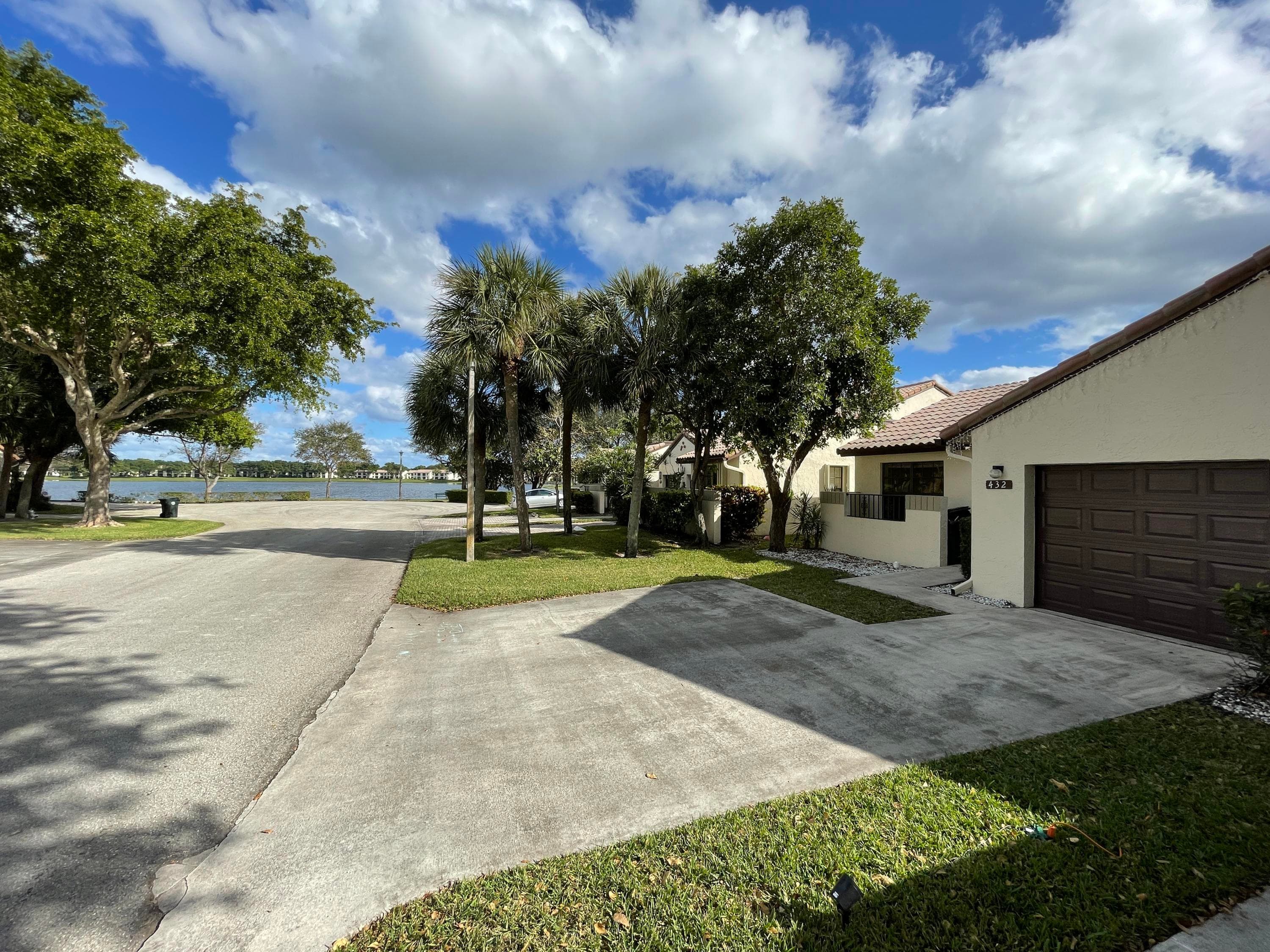 432 Ashwood Place, Boca Raton, FL 33431 — photo 5 of 61