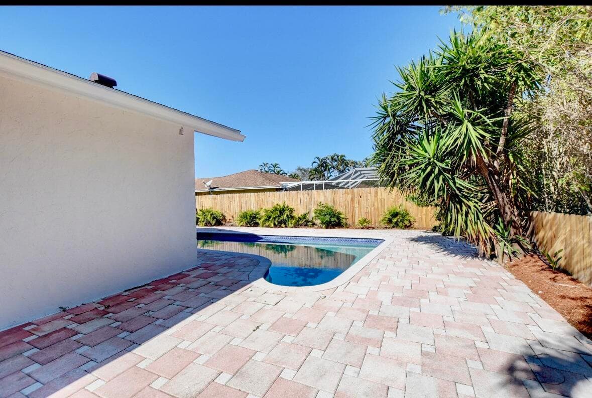 17768 Maplewood Drive, Boca Raton, FL 33487 — photo 42 of 50