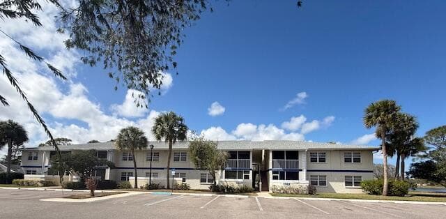 1500 SE Royal Green Circle 203, Port St. Lucie, FL 34952 — photo 2 of 22