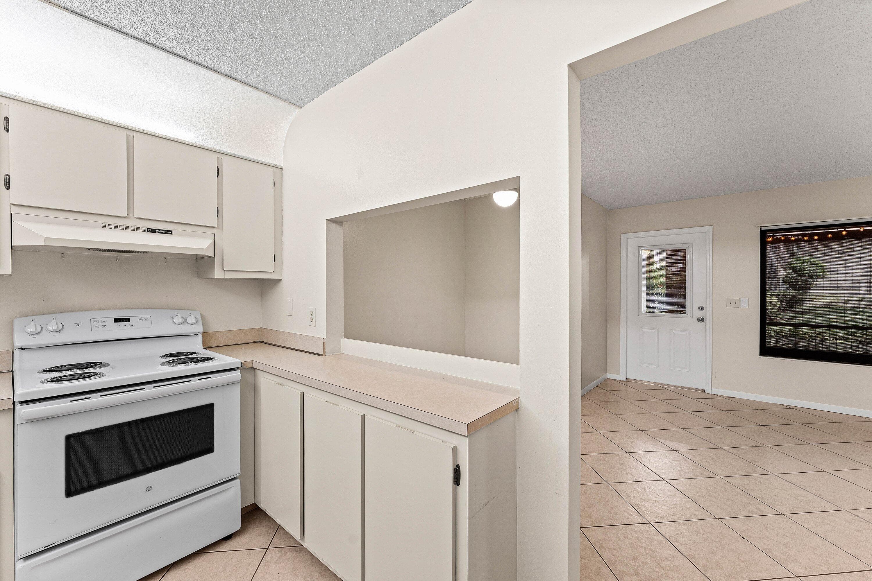509 Shady Pine Way C1, Greenacres, FL 33415 — photo 9 of 31