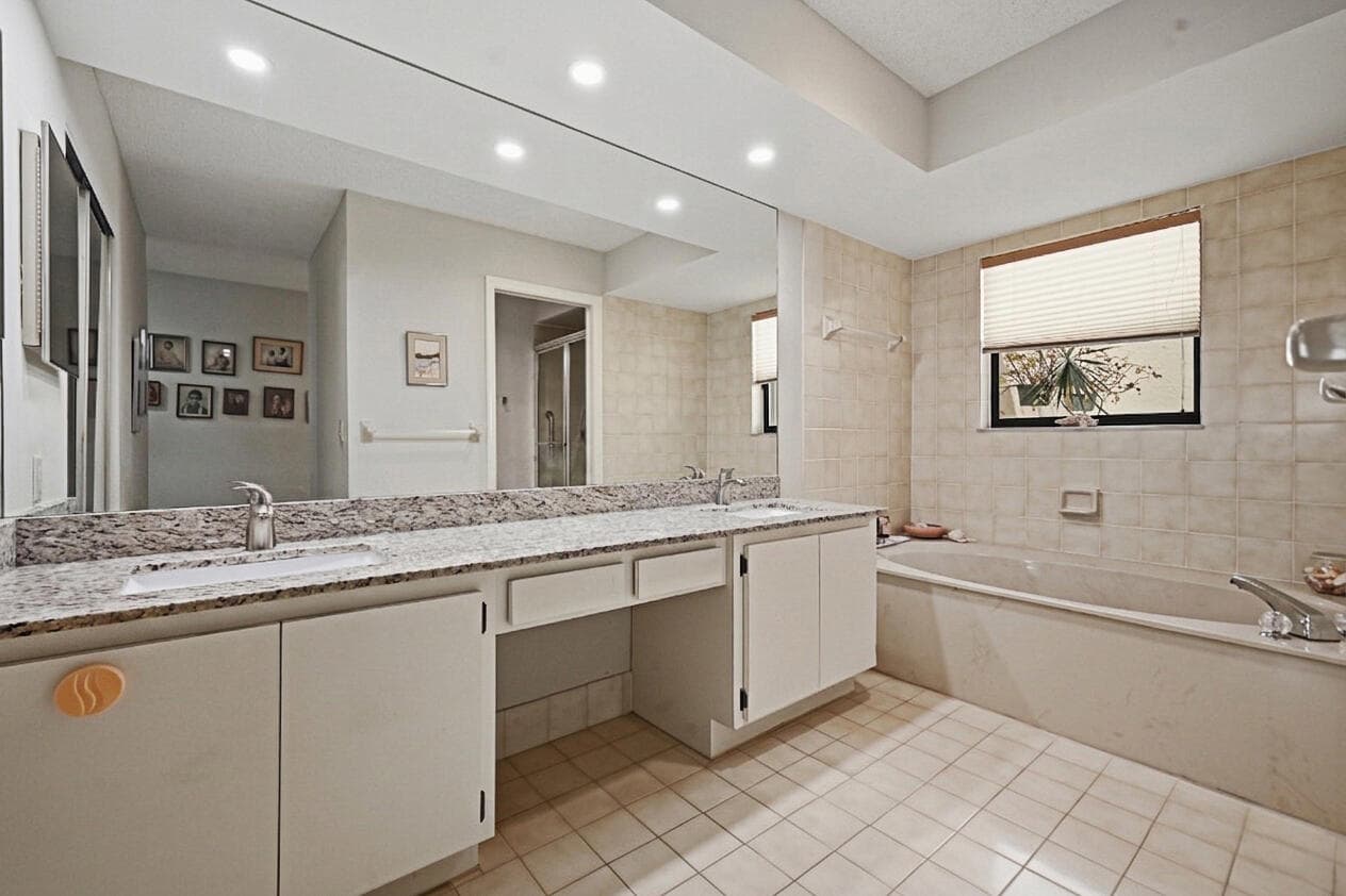 6906 Palmar Court, Boca Raton, FL 33433 — photo 23 of 42