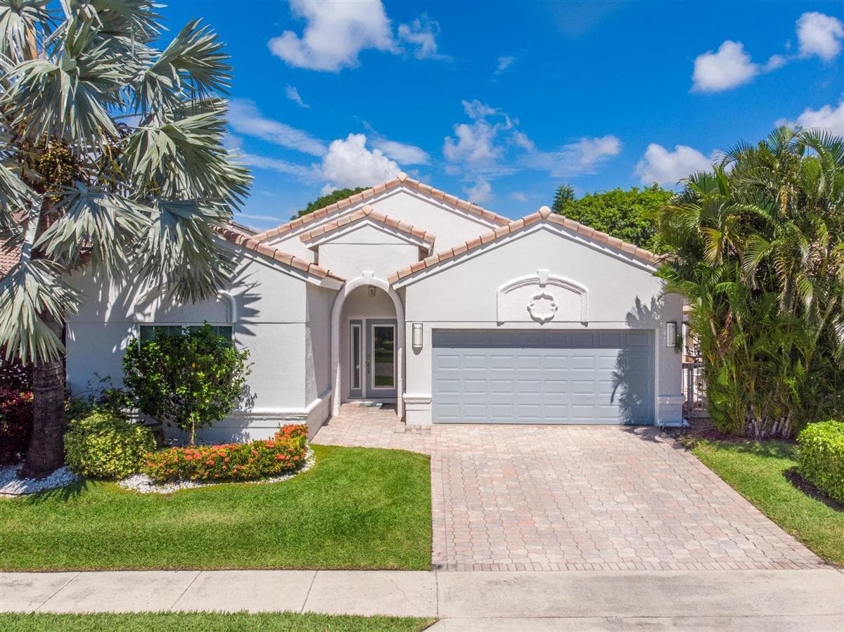 7161 NW Turtle Walk, Boca Raton, FL 33487 — photo 2 of 32