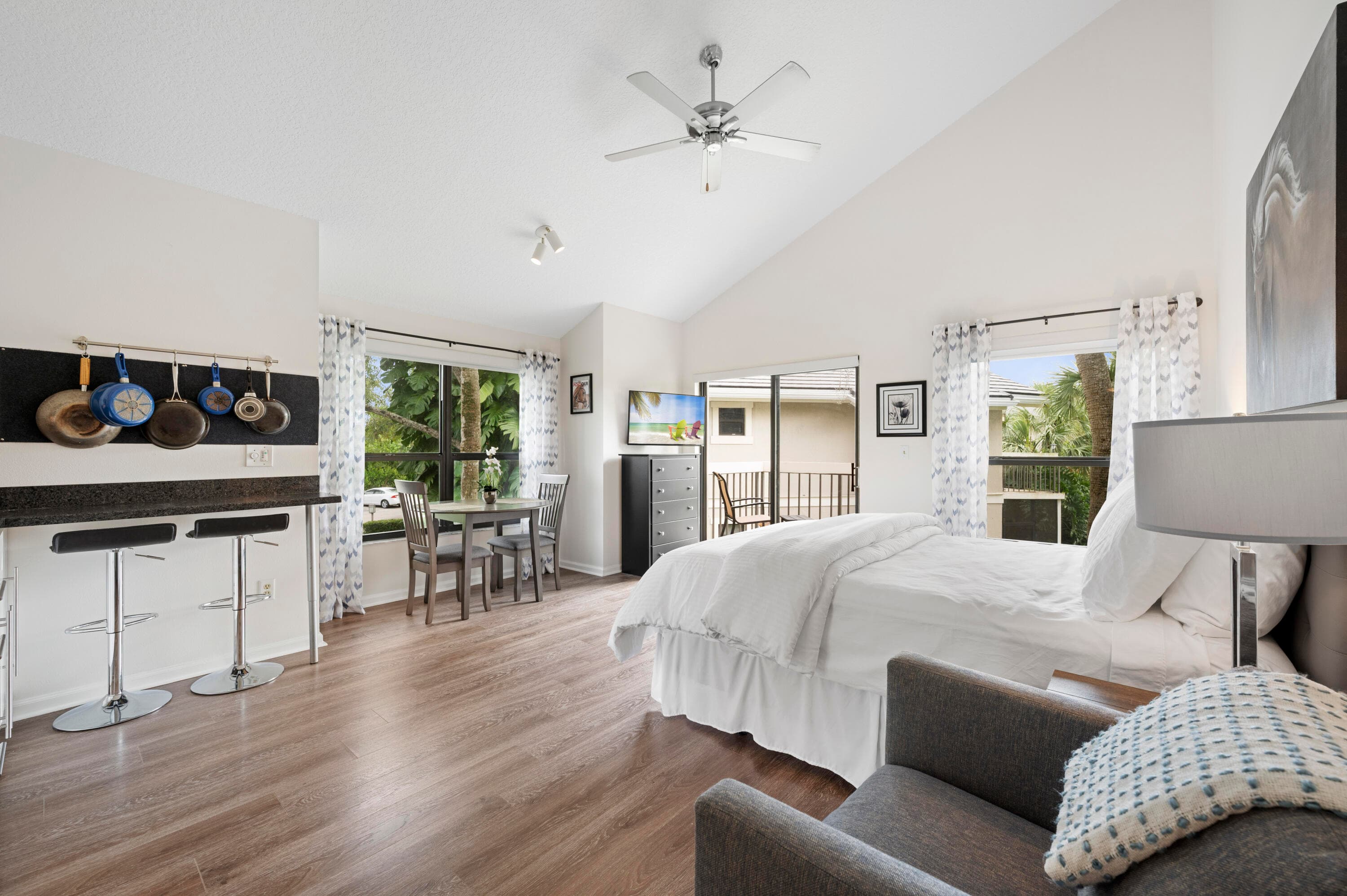 11863 Wimbledon Circle 543, Wellington, FL 33414 — photo