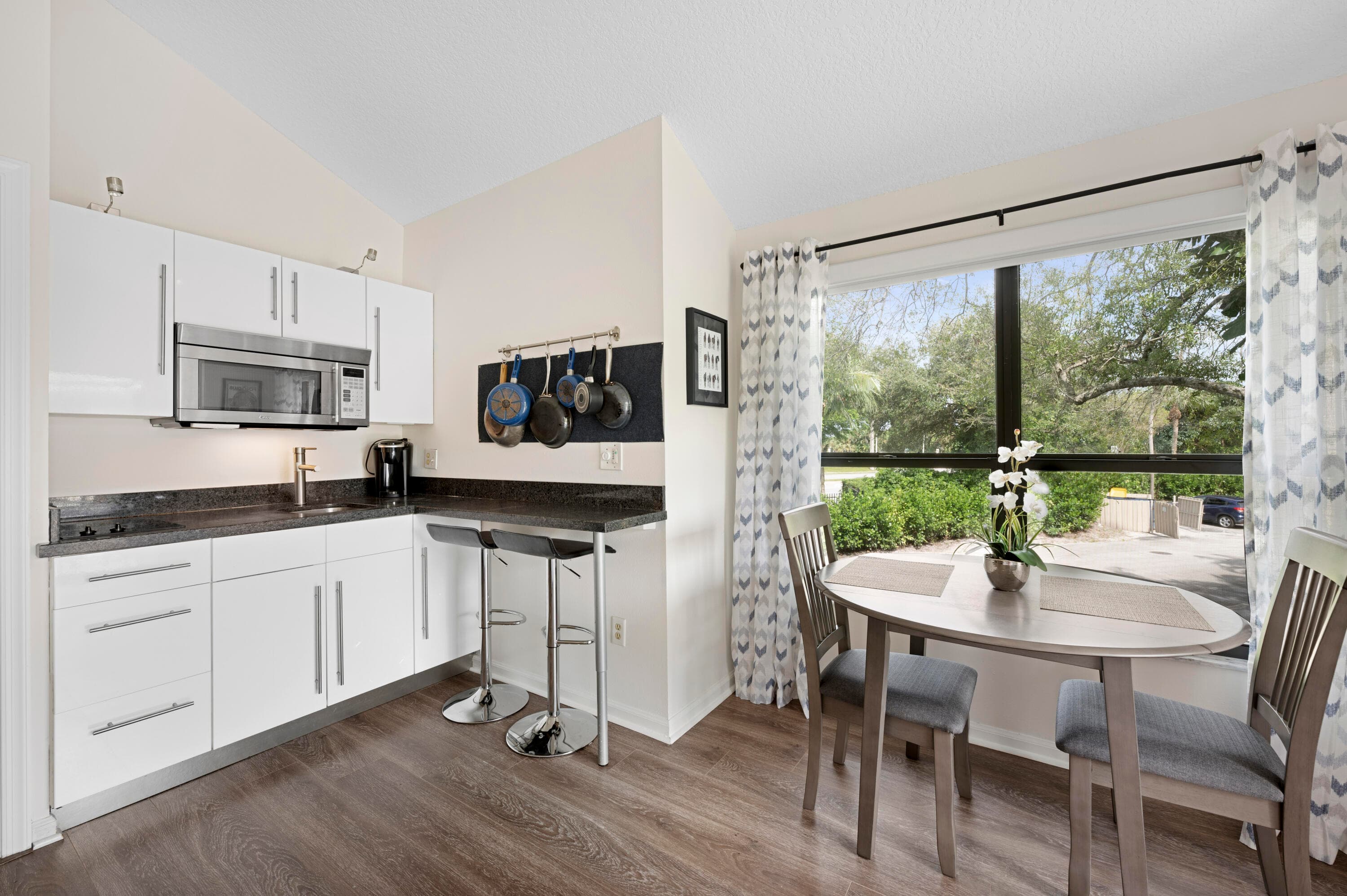 11863 Wimbledon Circle 543, Wellington, FL 33414 — photo 4 of 17