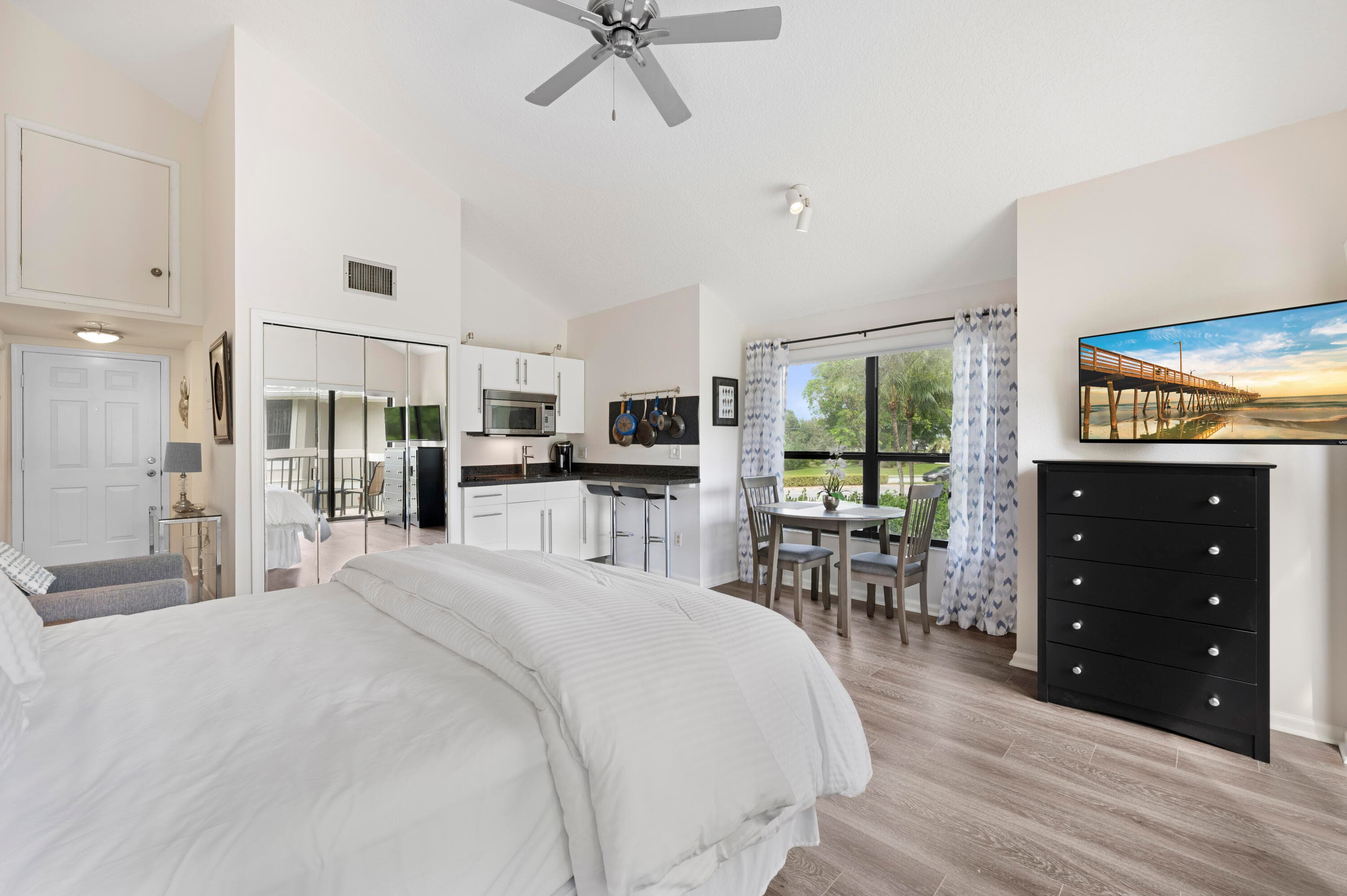 11863 Wimbledon Circle 543, Wellington, FL 33414 — photo 3 of 17