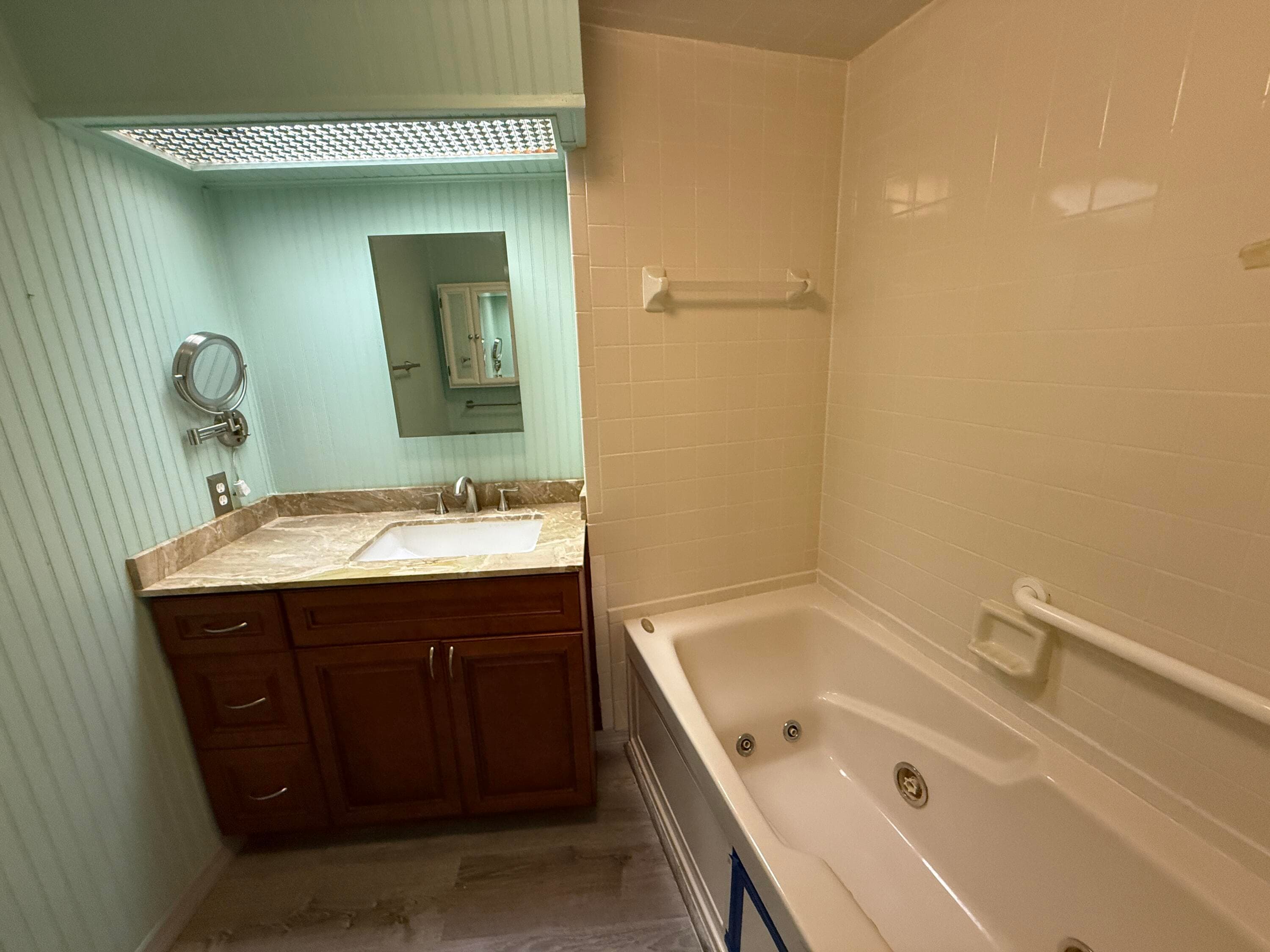 7089 SE Bluebird Circle, Hobe Sound, FL 33455 — photo 30 of 47