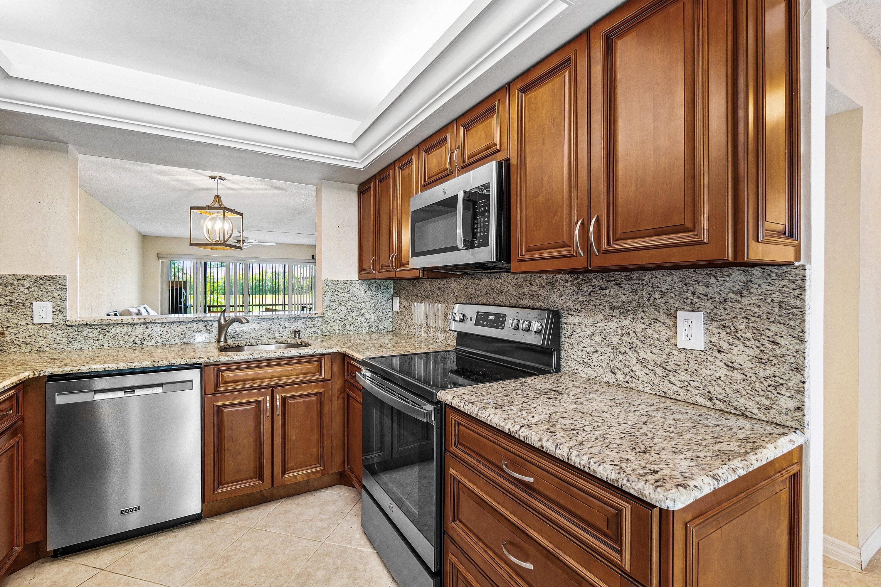 5054 Golfview Court 1514, Delray Beach, FL 33484 — photo 3 of 29