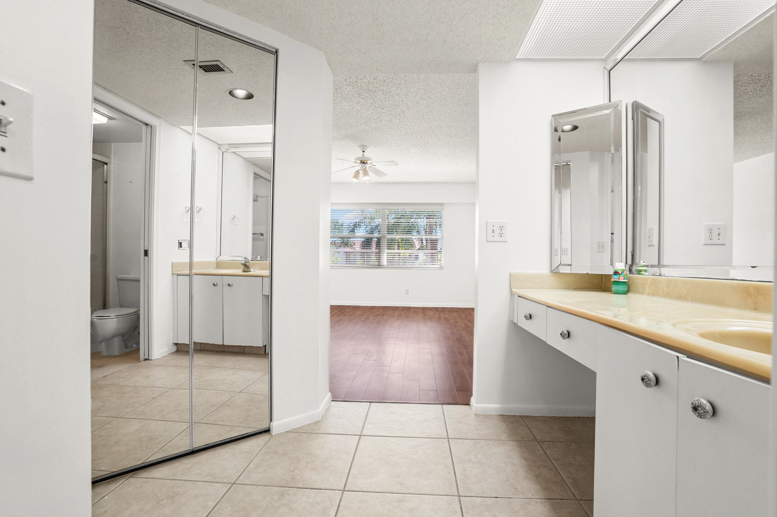 1200 SW 130th Avenue 402g, Pembroke Pines, FL 33027 — photo 25 of 53