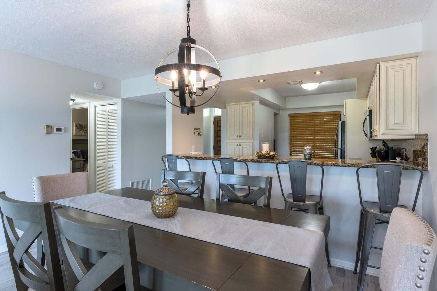 3050 Presidential Way 305, West Palm Beach, FL 33401 — photo 5 of 23