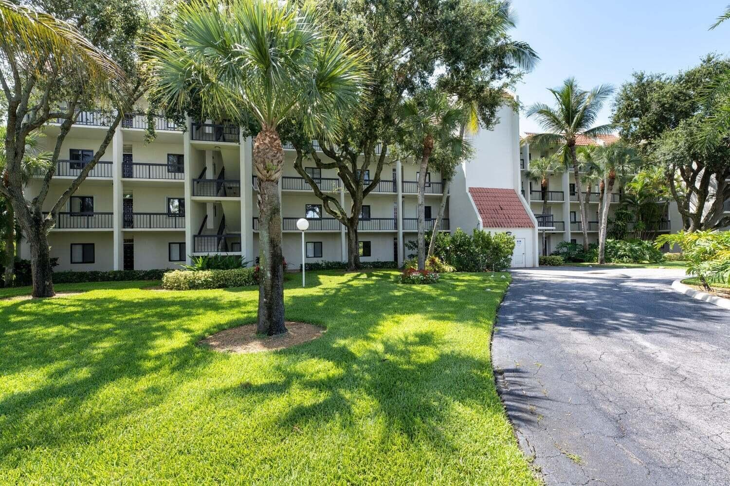 3050 Presidential Way 305, West Palm Beach, FL 33401 — photo 22 of 23