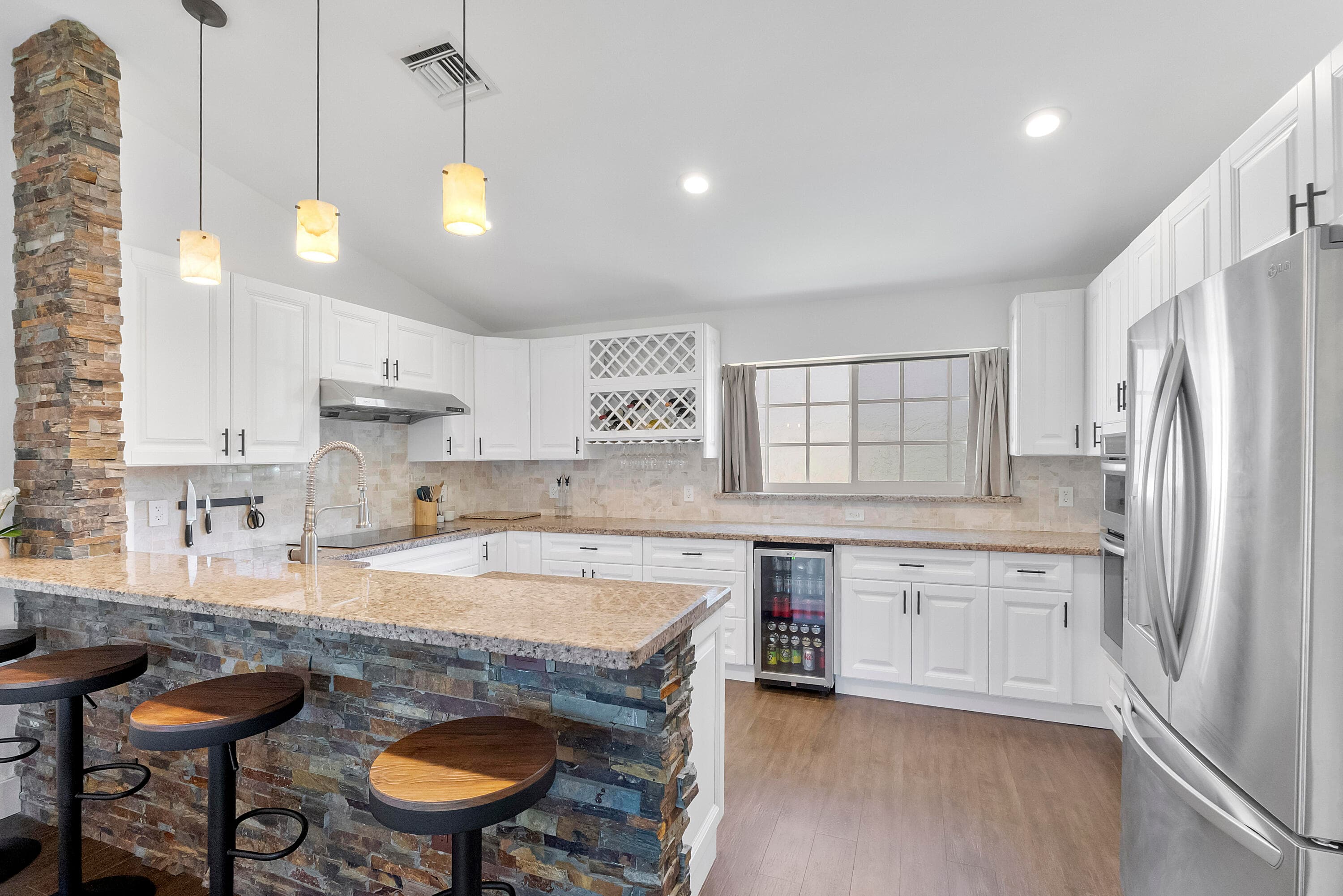 9800 NW 9th Court, Plantation, FL 33324 — photo 13 of 40