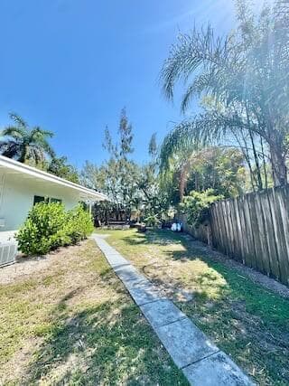 1130 NE 18th Avenue 2, Fort Lauderdale, FL 33304 — photo 20 of 27