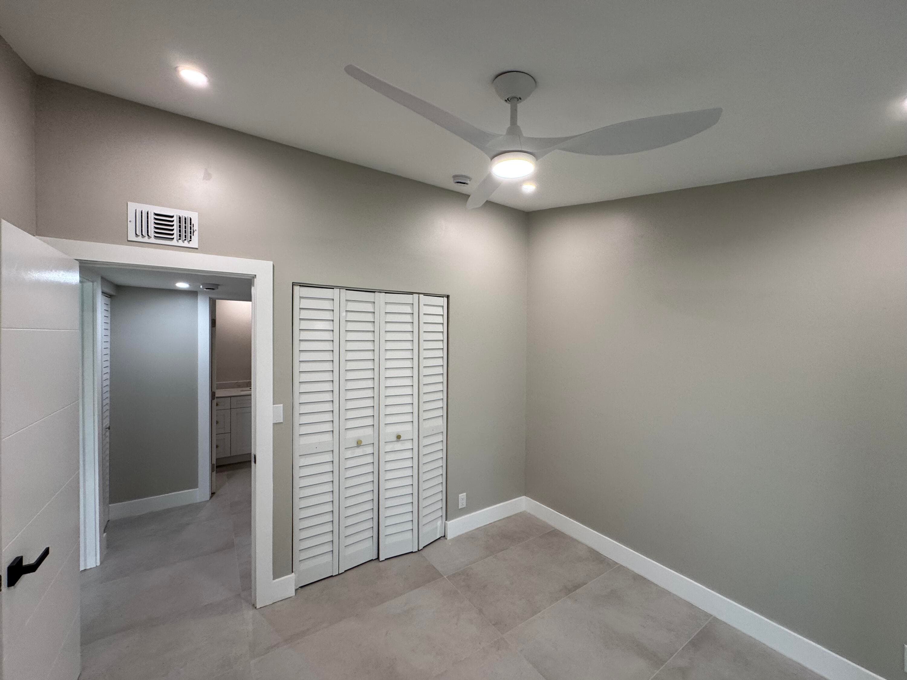 15449 Lakes Of Delray Boulevard, Delray Beach, FL 33484 — photo 9 of 16