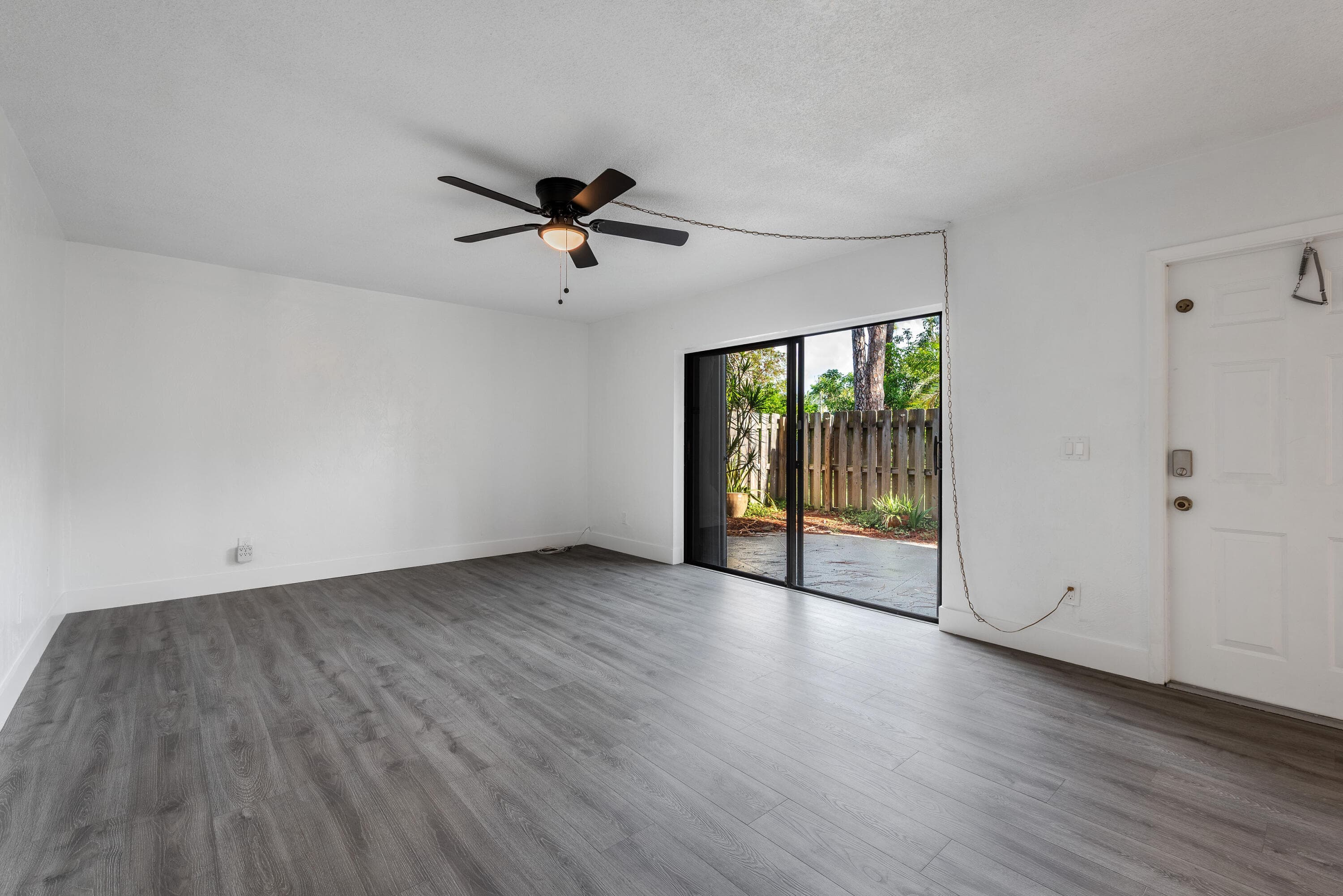 471 Kirk Road D, West Palm Beach, FL 33406 — photo 4 of 28