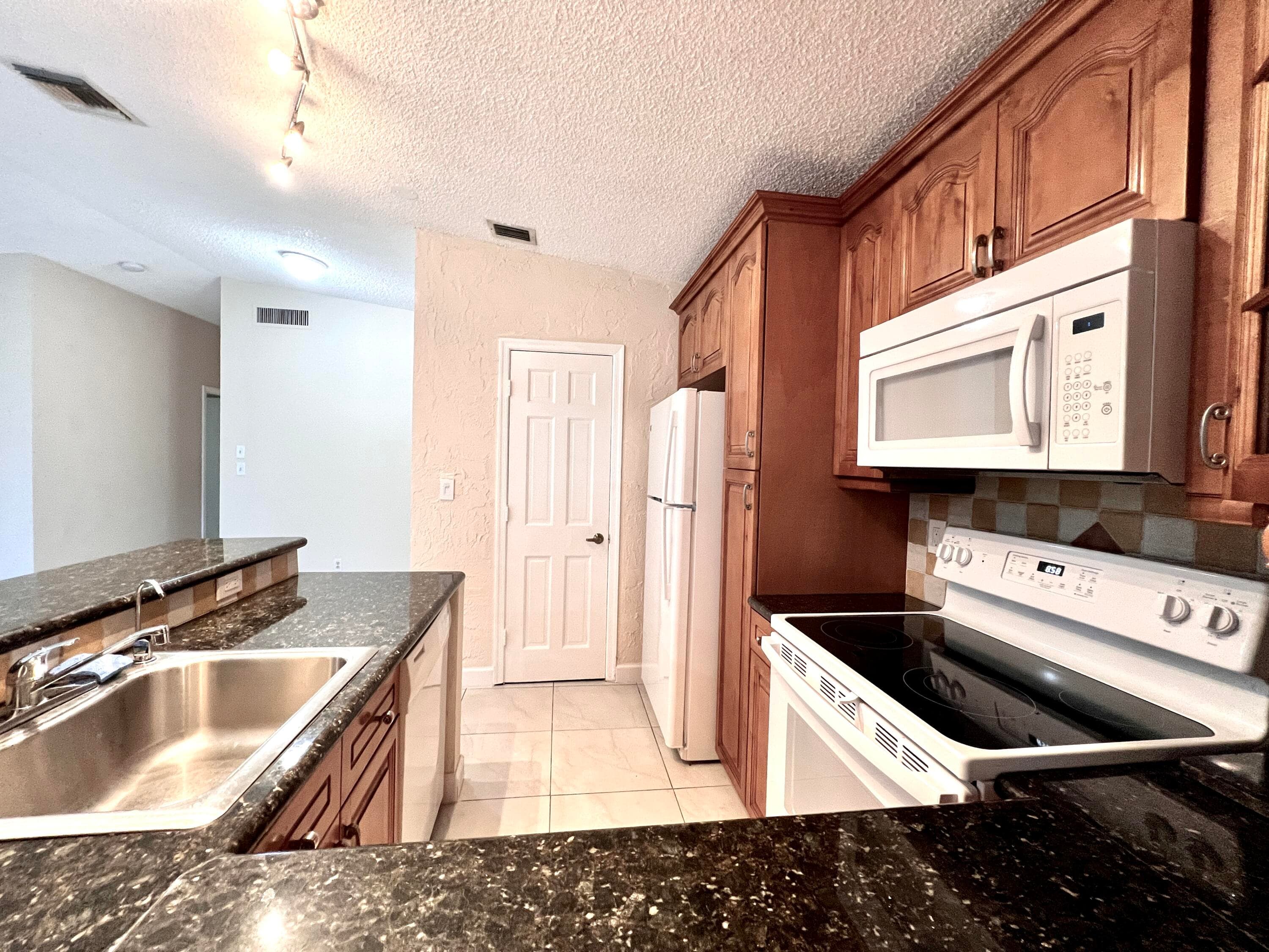 22303 Misty Woods Way, Boca Raton, FL 33428 — photo 10 of 25