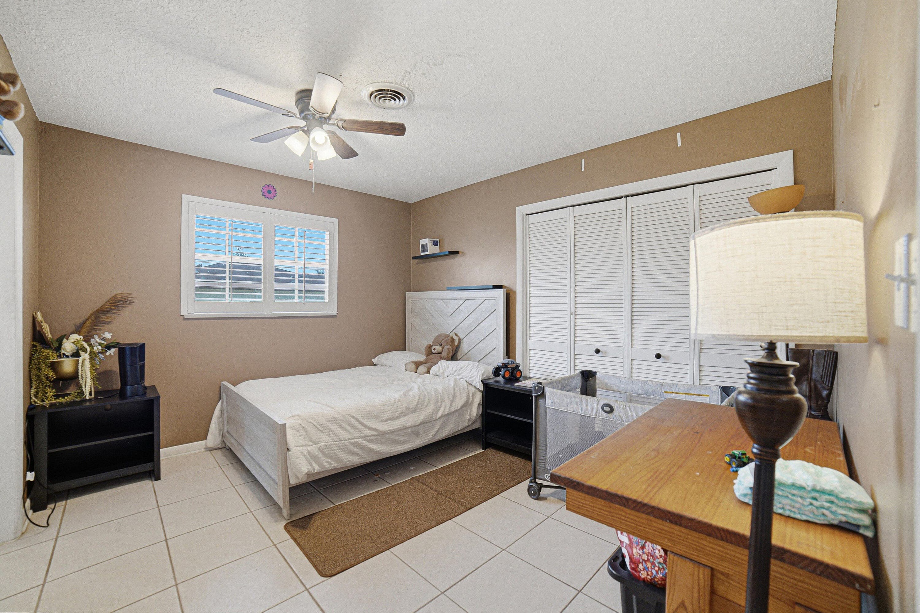 1009 NE 18th Street, Belle Glade, FL 33430 — photo 10 of 50