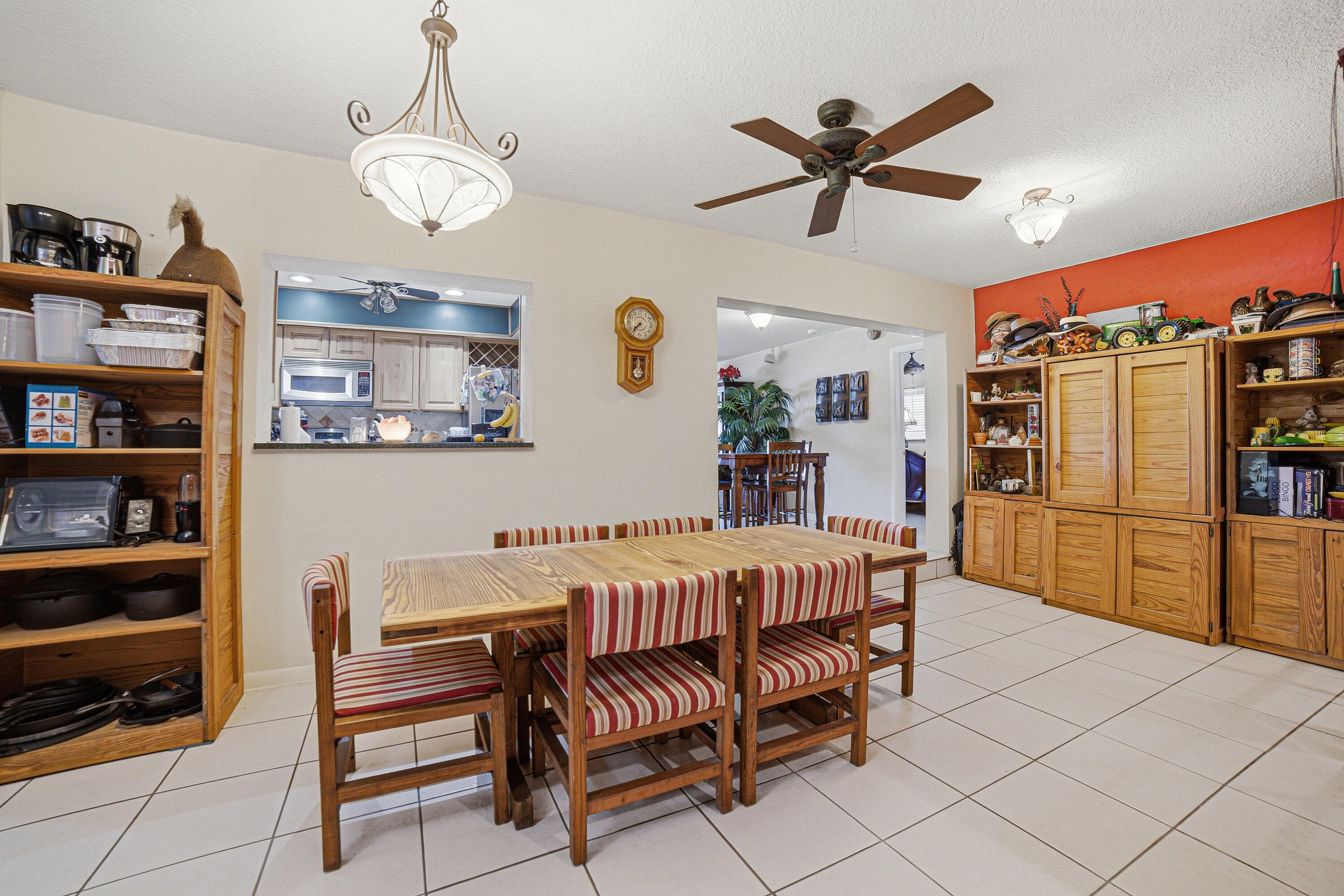 1009 NE 18th Street, Belle Glade, FL 33430 — photo 4 of 50