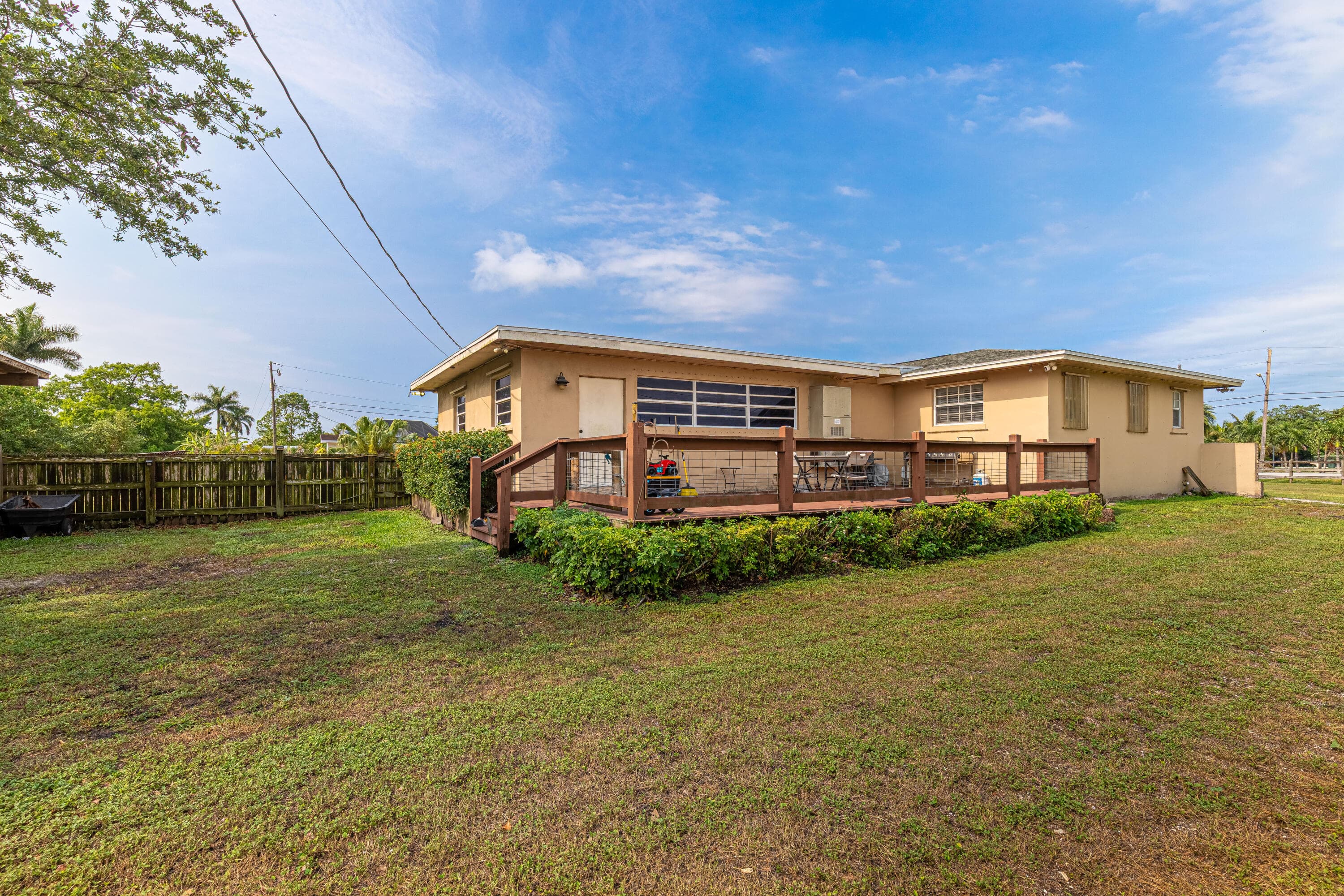1009 NE 18th Street, Belle Glade, FL 33430 — photo 36 of 50