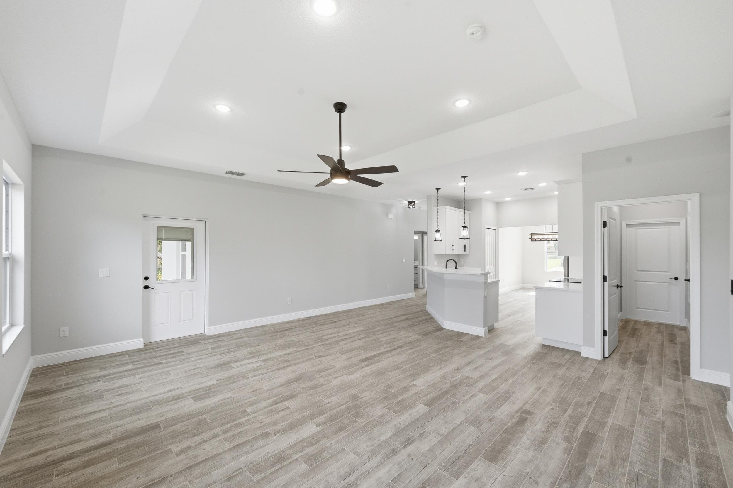 8345 100th Avenue, Vero Beach, FL 32967 — photo 9 of 34