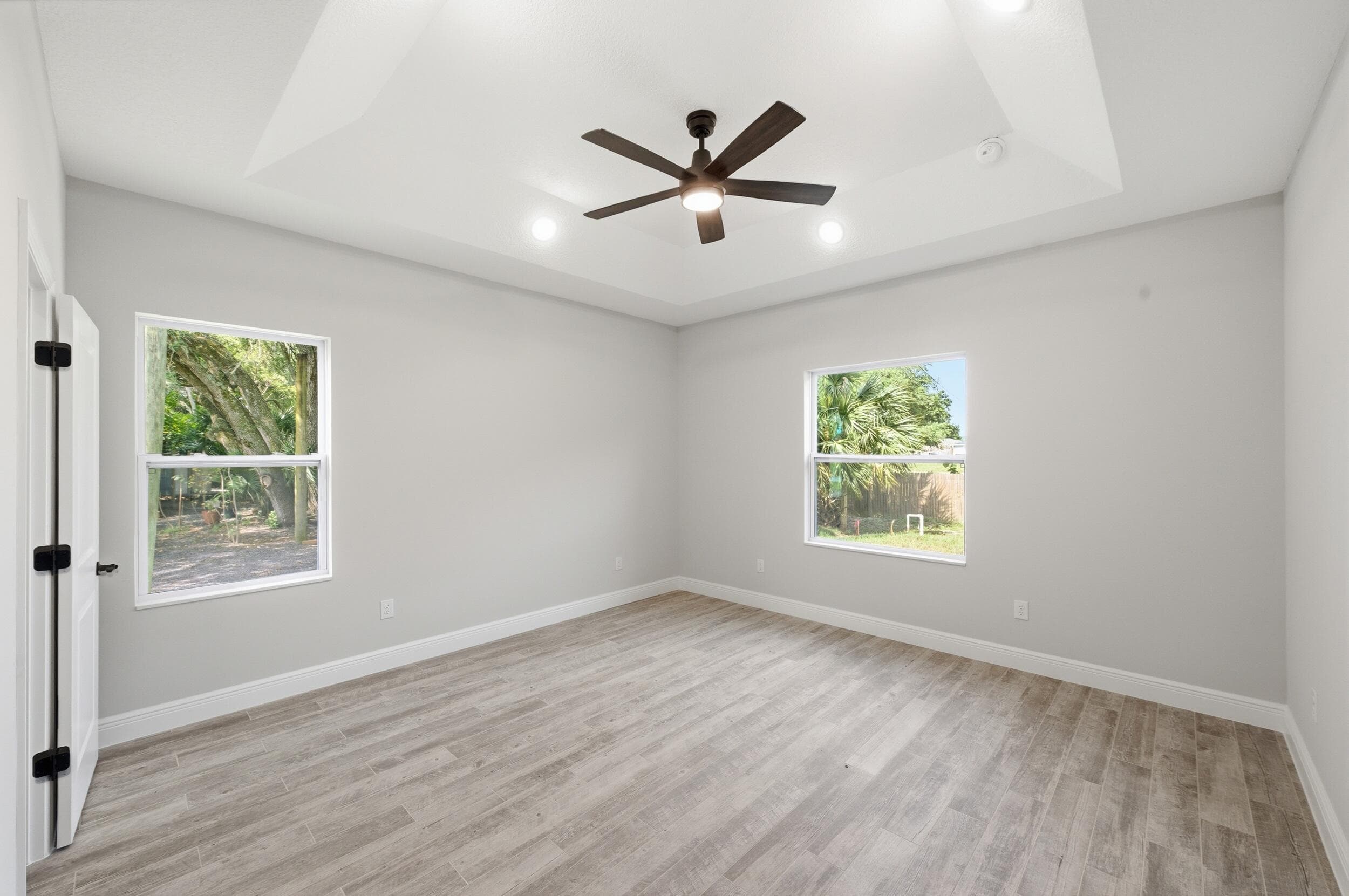 8345 100th Avenue, Vero Beach, FL 32967 — photo 11 of 34