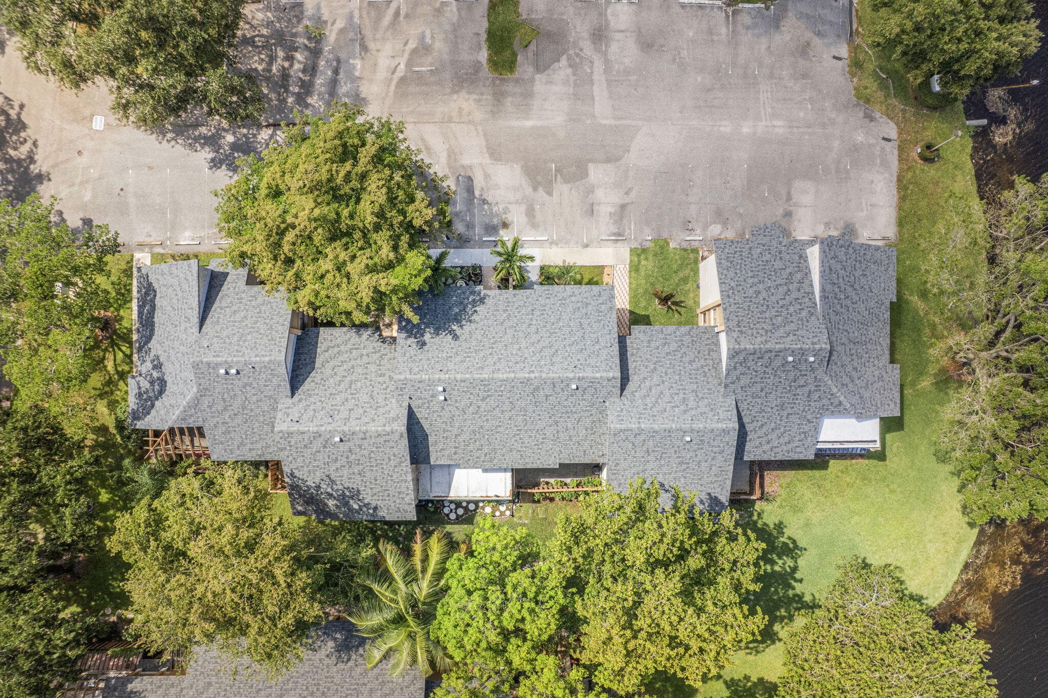 32 Wimbledon Lake 221, Plantation, FL 33324 — photo 1 of 22
