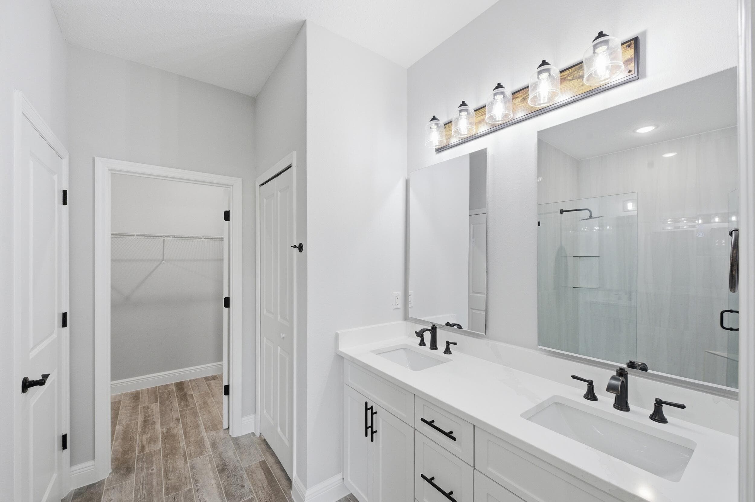 8345 100th Avenue, Vero Beach, FL 32967 — photo 14 of 34