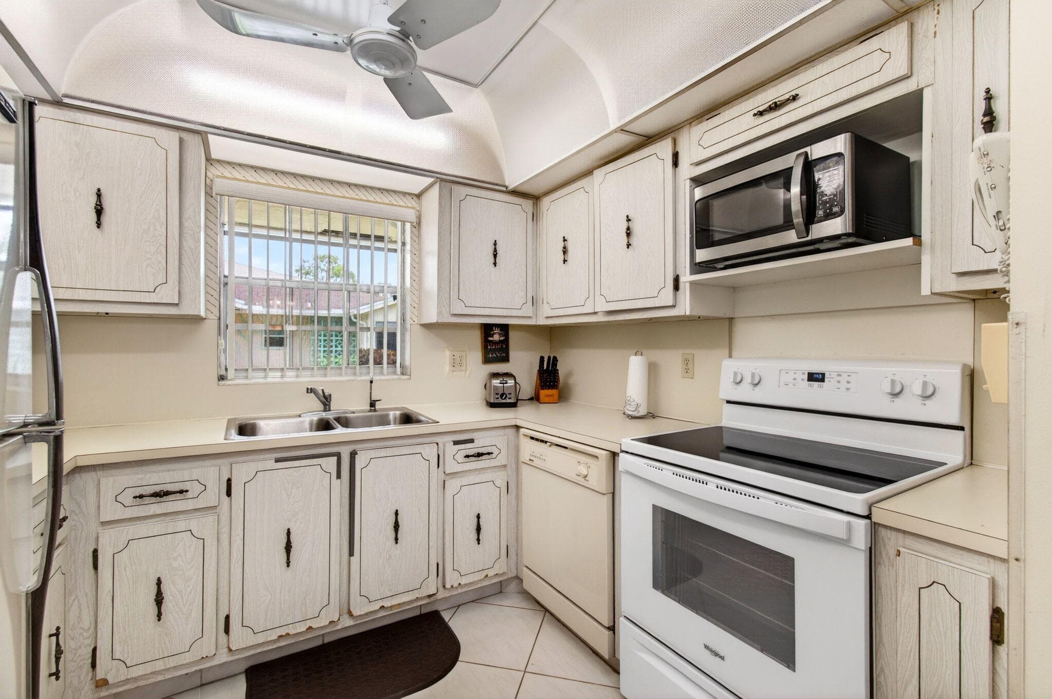 14290 Nesting Way A, Delray Beach, FL 33484 — photo 15 of 36