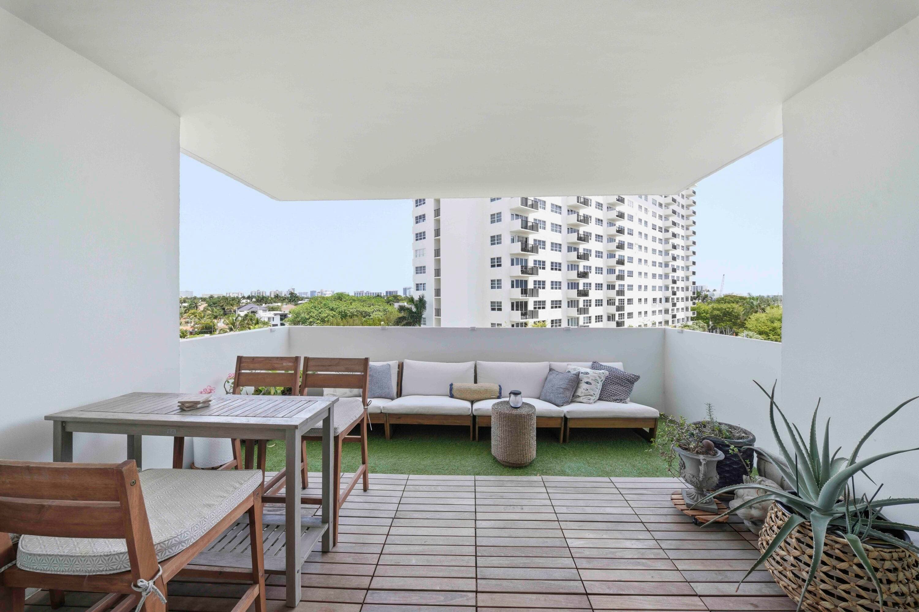 333 Sunset Drive 404, Fort Lauderdale, FL 33301 — photo 17 of 42