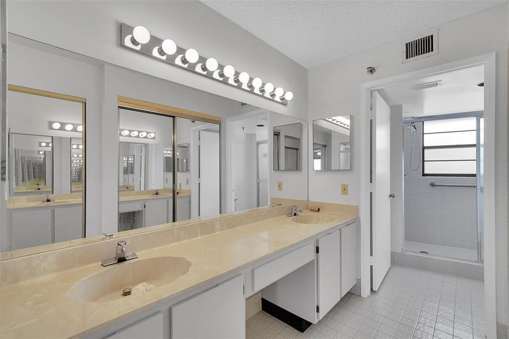 7370 S Oriole Boulevard 607, Delray Beach, FL 33446 — photo 11 of 19