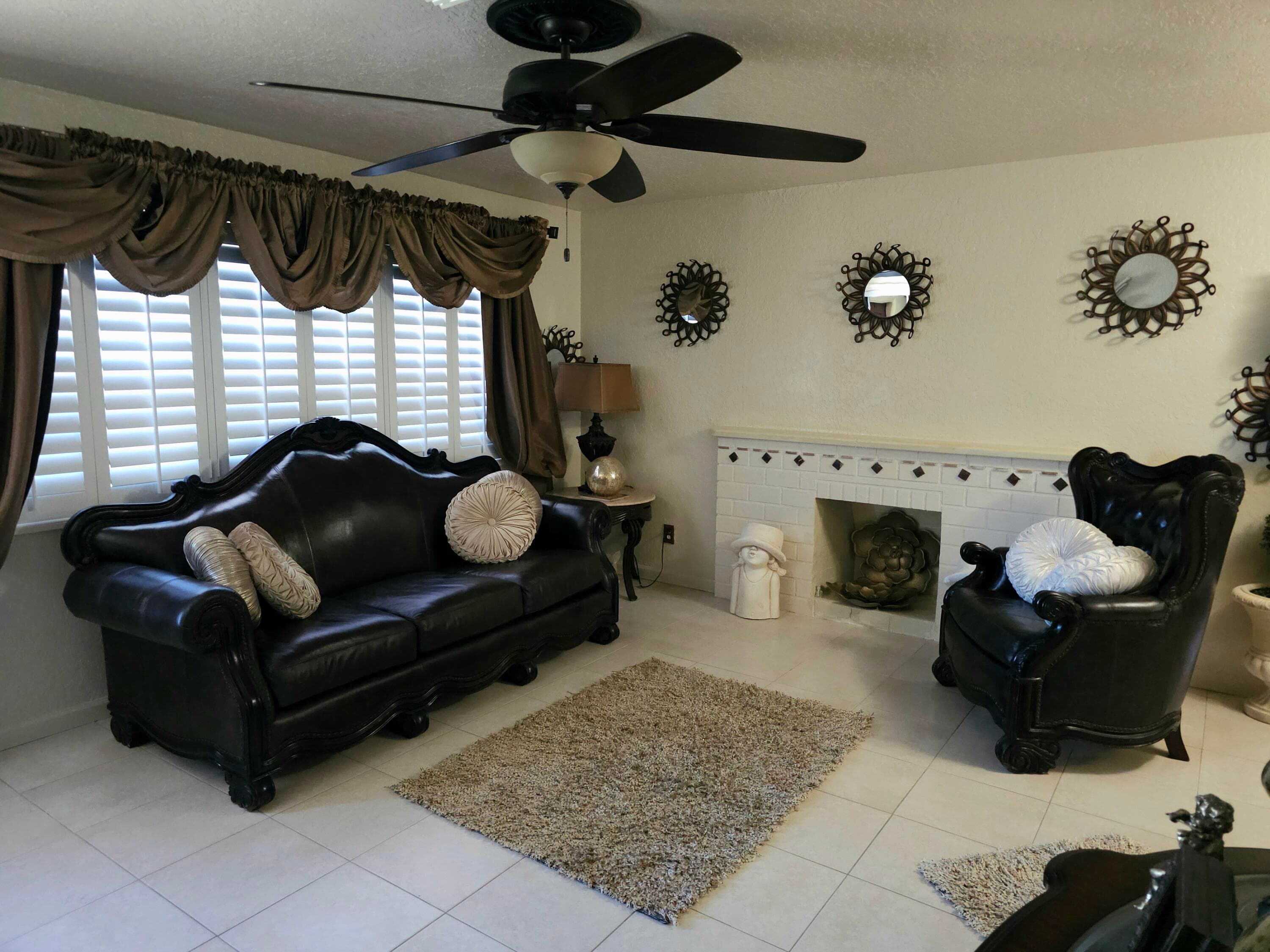 637 Dogwood Road, West Palm Beach, FL 33409 — photo 4 of 22