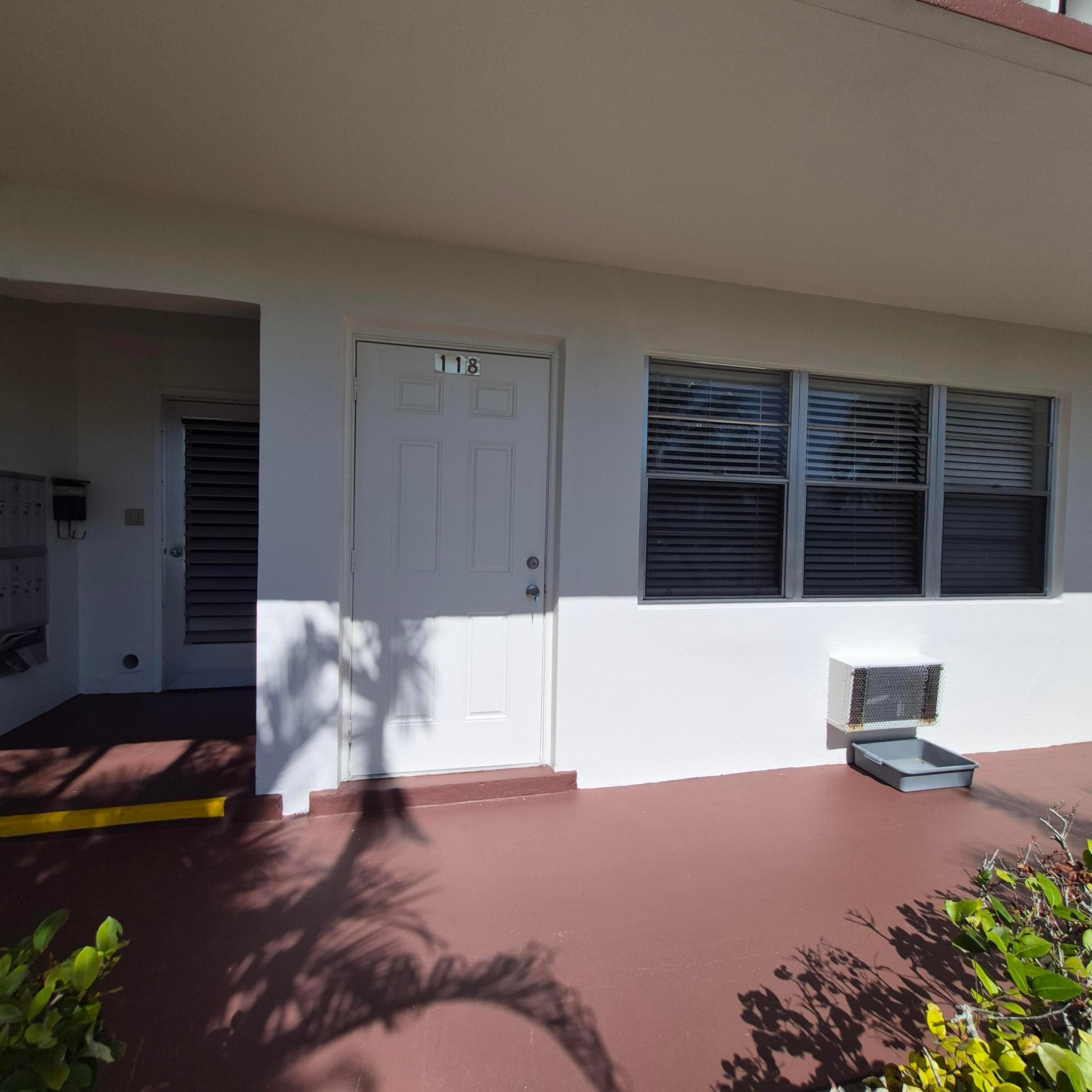 118 Kent H, West Palm Beach, FL 33417 — photo 1 of 13