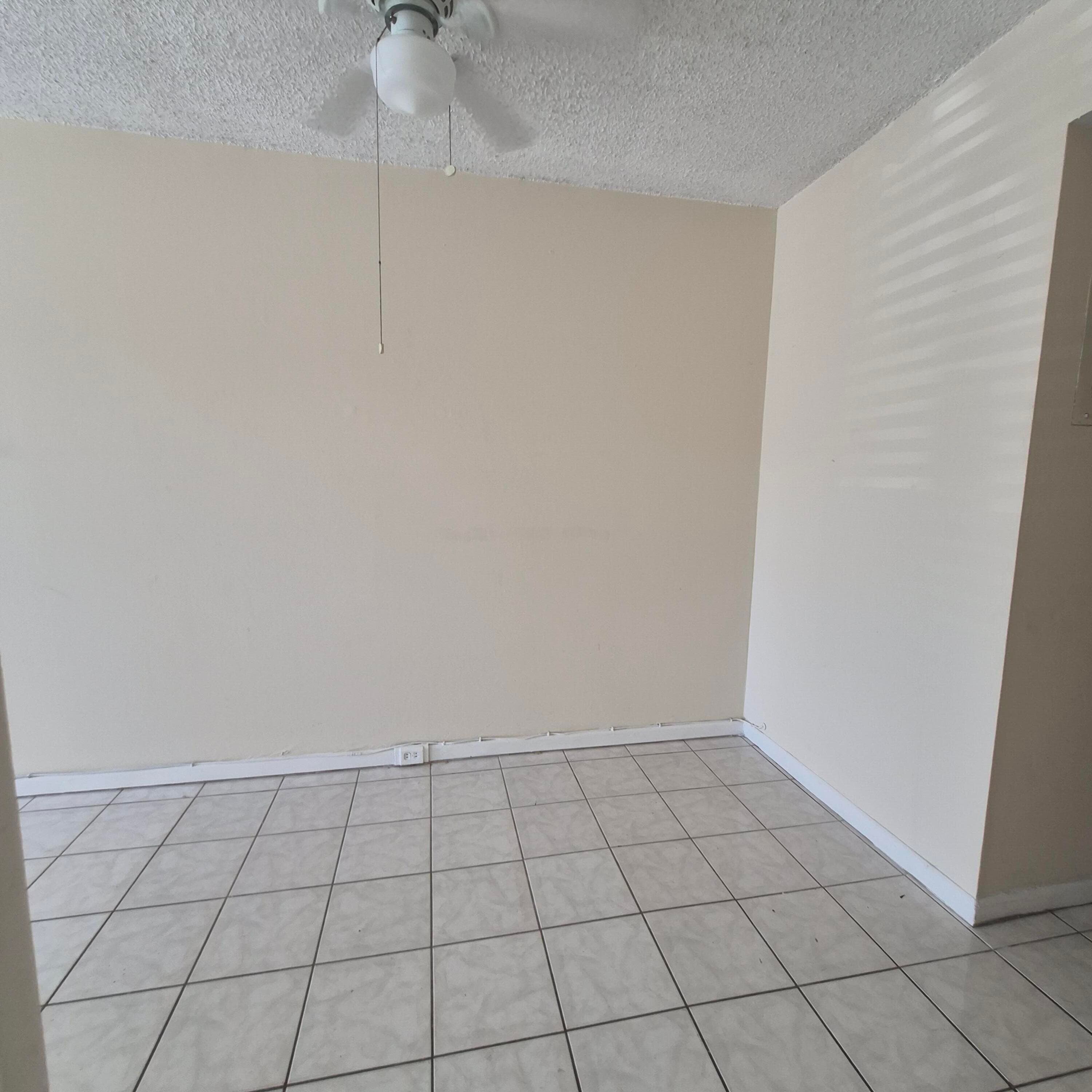 118 Kent H, West Palm Beach, FL 33417 — photo 4 of 13