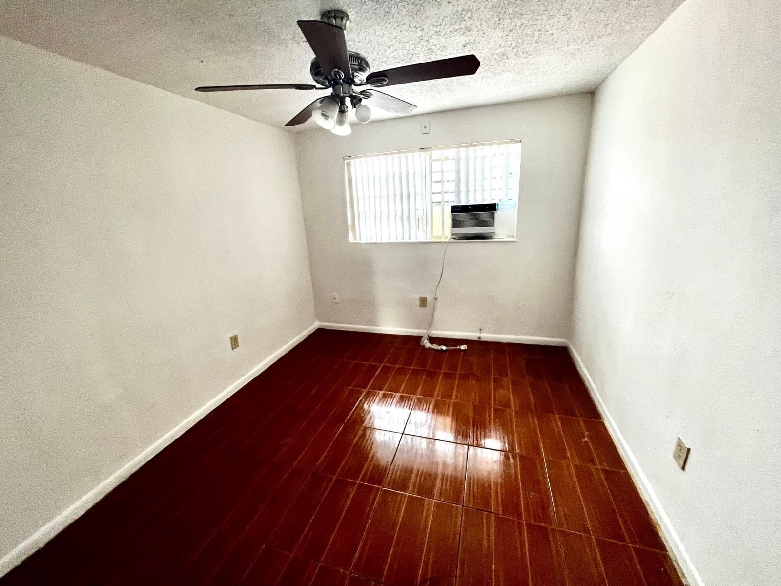 3015 NW 8th Avenue 9, Miami, FL 33127 — photo 4 of 4