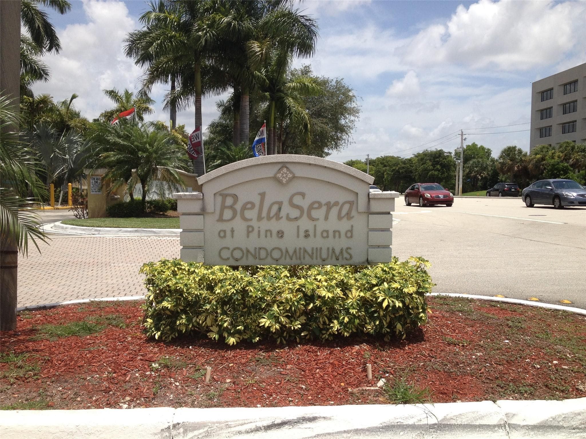721 N Pine Island Road 207, Plantation, FL 33324 — photo 1 of 22