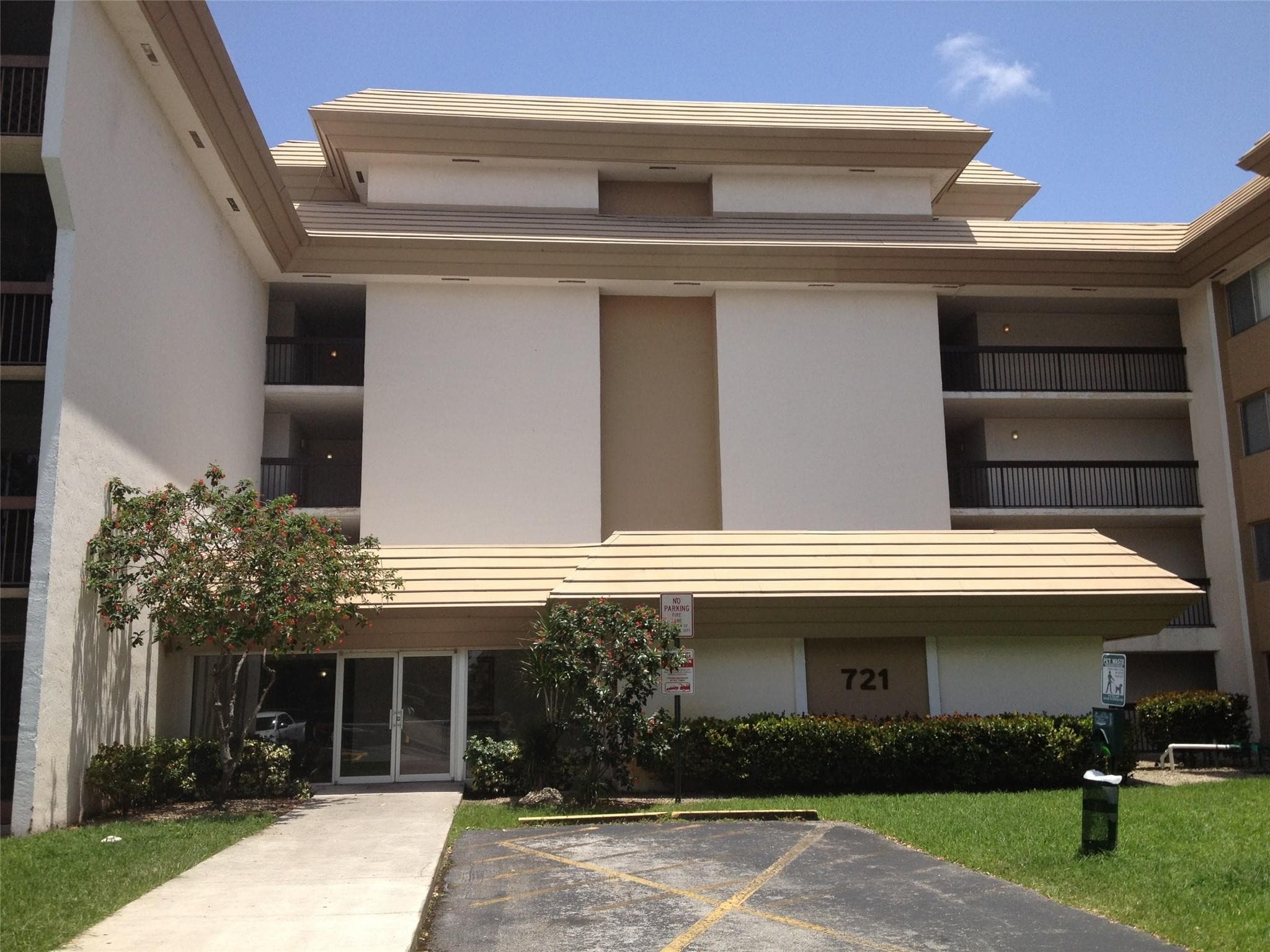 721 N Pine Island Road 207, Plantation, FL 33324 — photo 11 of 22