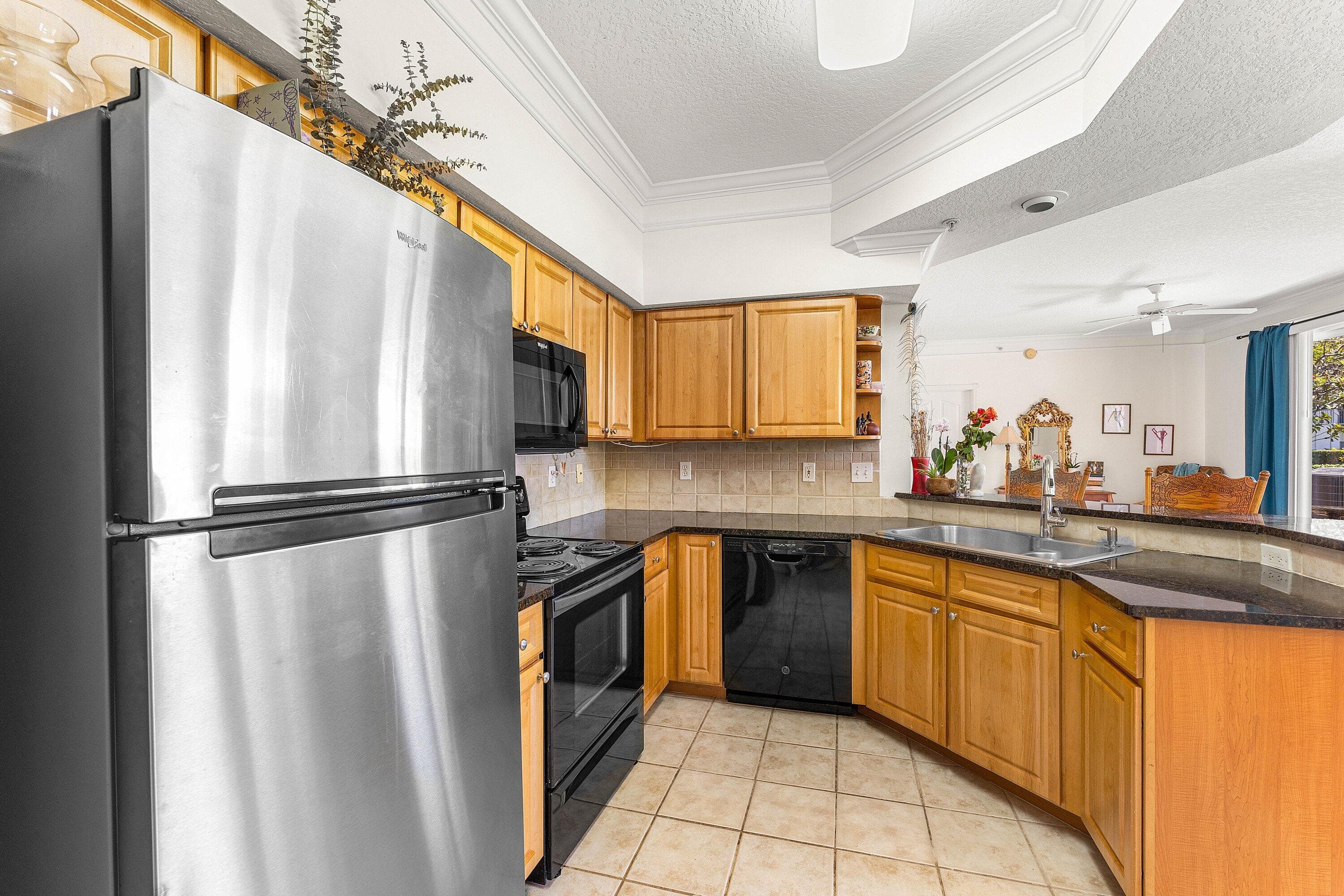 2012 Alta Meadows Lane 111, Delray Beach, FL 33444 — photo 10 of 43
