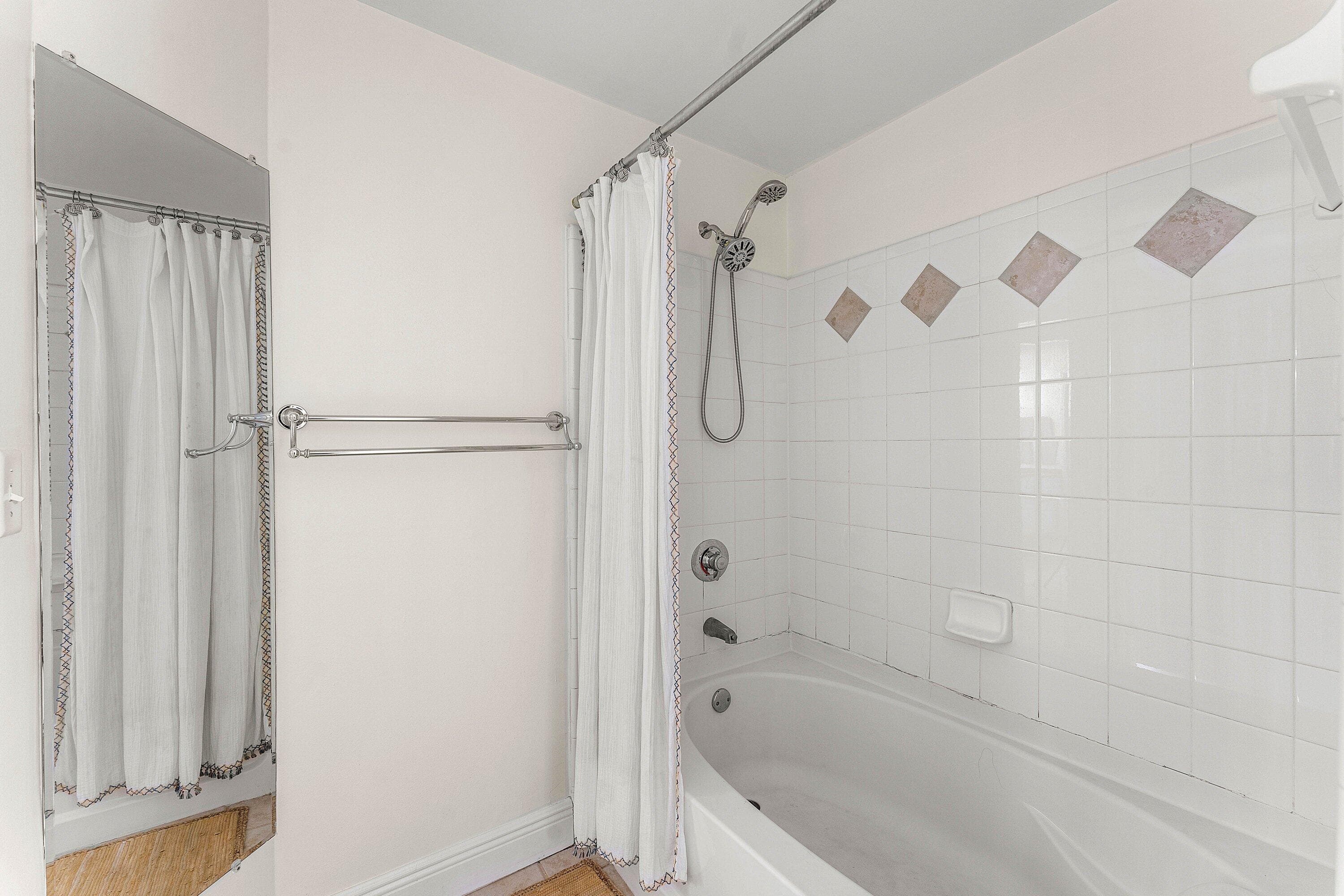 2012 Alta Meadows Lane 111, Delray Beach, FL 33444 — photo 23 of 43